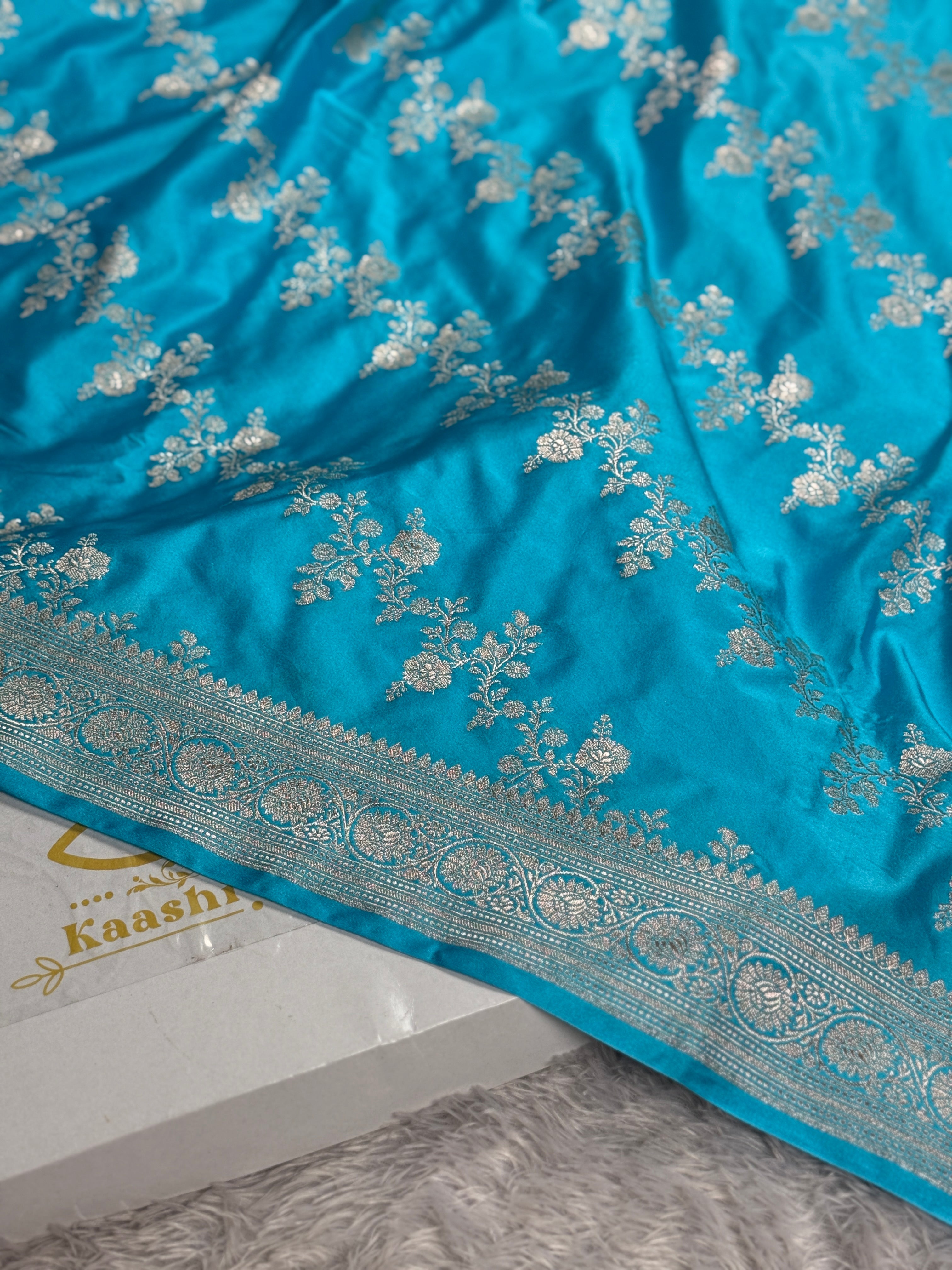Light Blue Premium Banarasi Mashru Silk Saree with Jaal Woven Pattern MKS143
