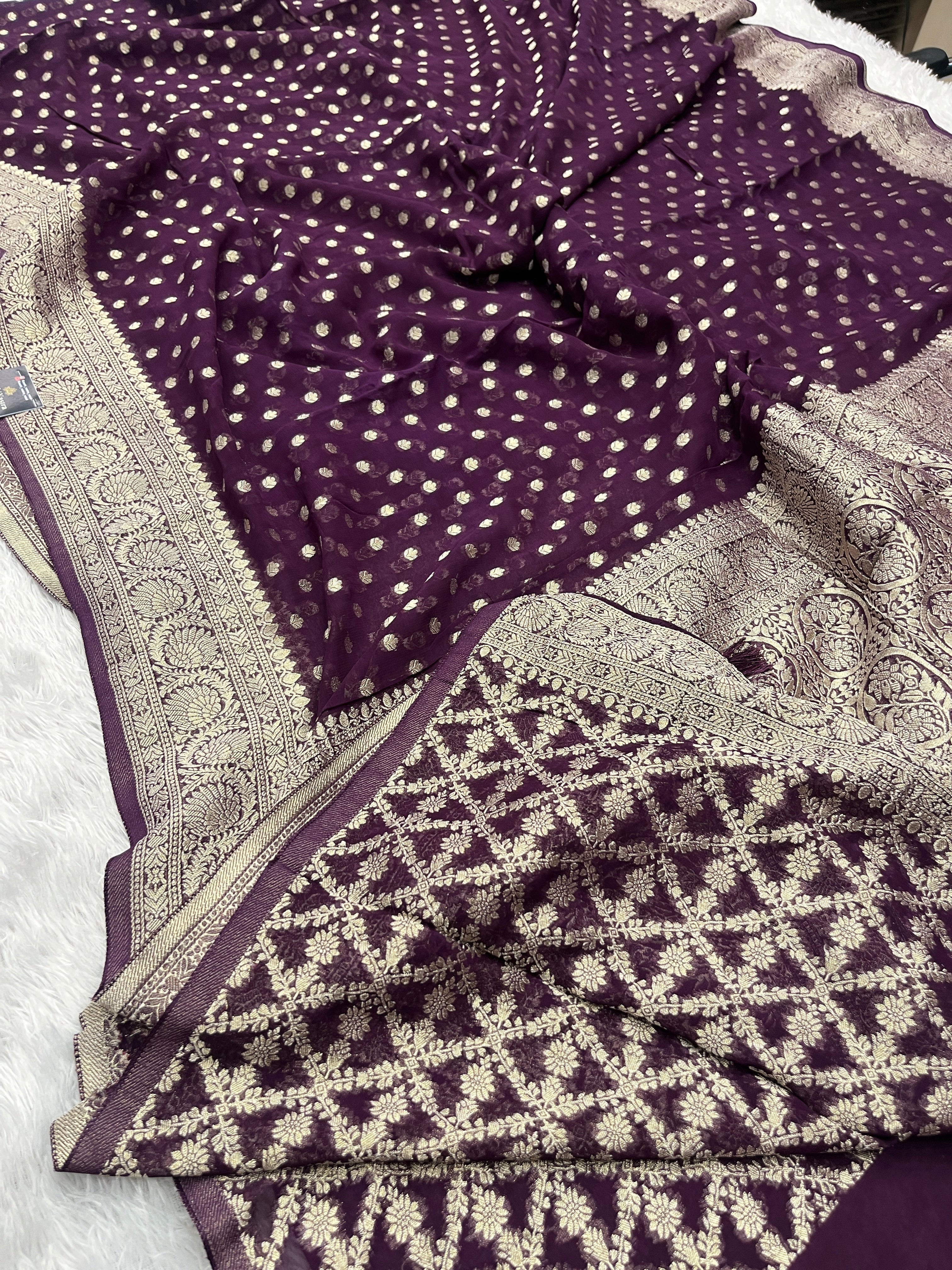 Banarsi Pure Natural Georgette Four flower Buti Design VSG02