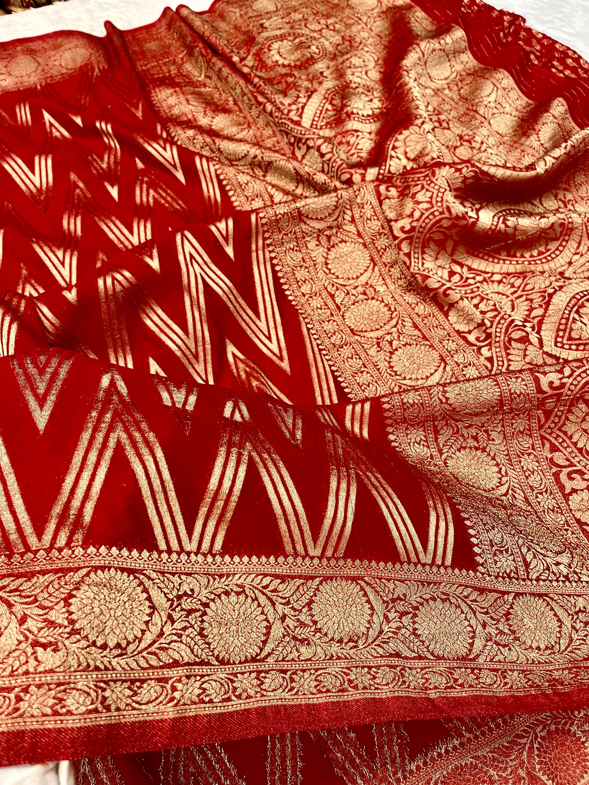 Chinon Silk Zig Zag Design Red Color Saree CN09