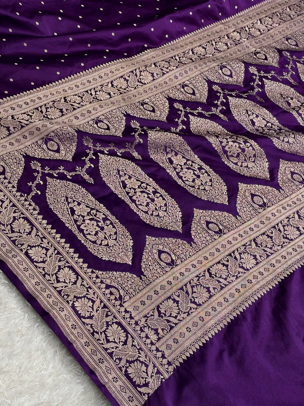 MKS866 – Premium Purple Banarasi Mashru Kataan Silk Saree with Zari Buti Design & Rich Zari-Woven Pallu