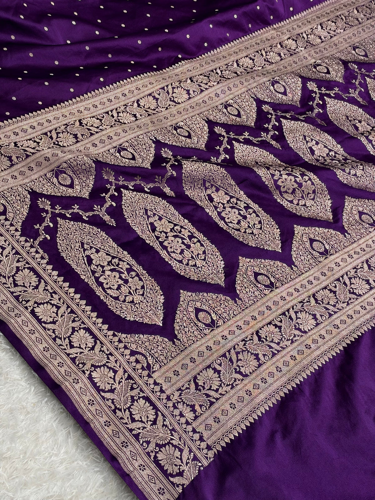 MKS866 – Premium Purple Banarasi Mashru Kataan Silk Saree with Zari Buti Design & Rich Zari-Woven Pallu