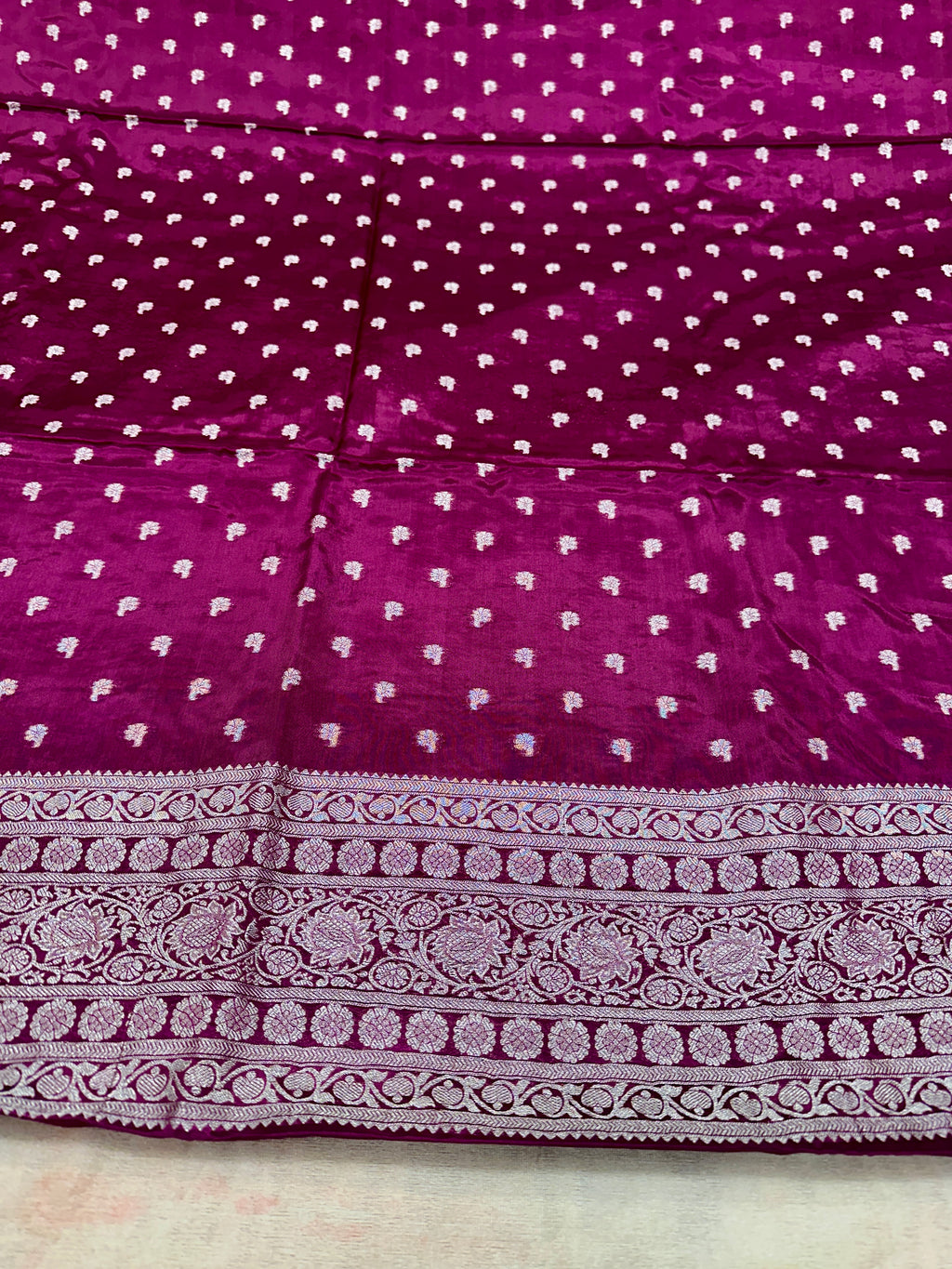 ✨ Banarasi Jacquard Gap Buti HO Silk 3-Piece Unstitched Dress Material MSS17