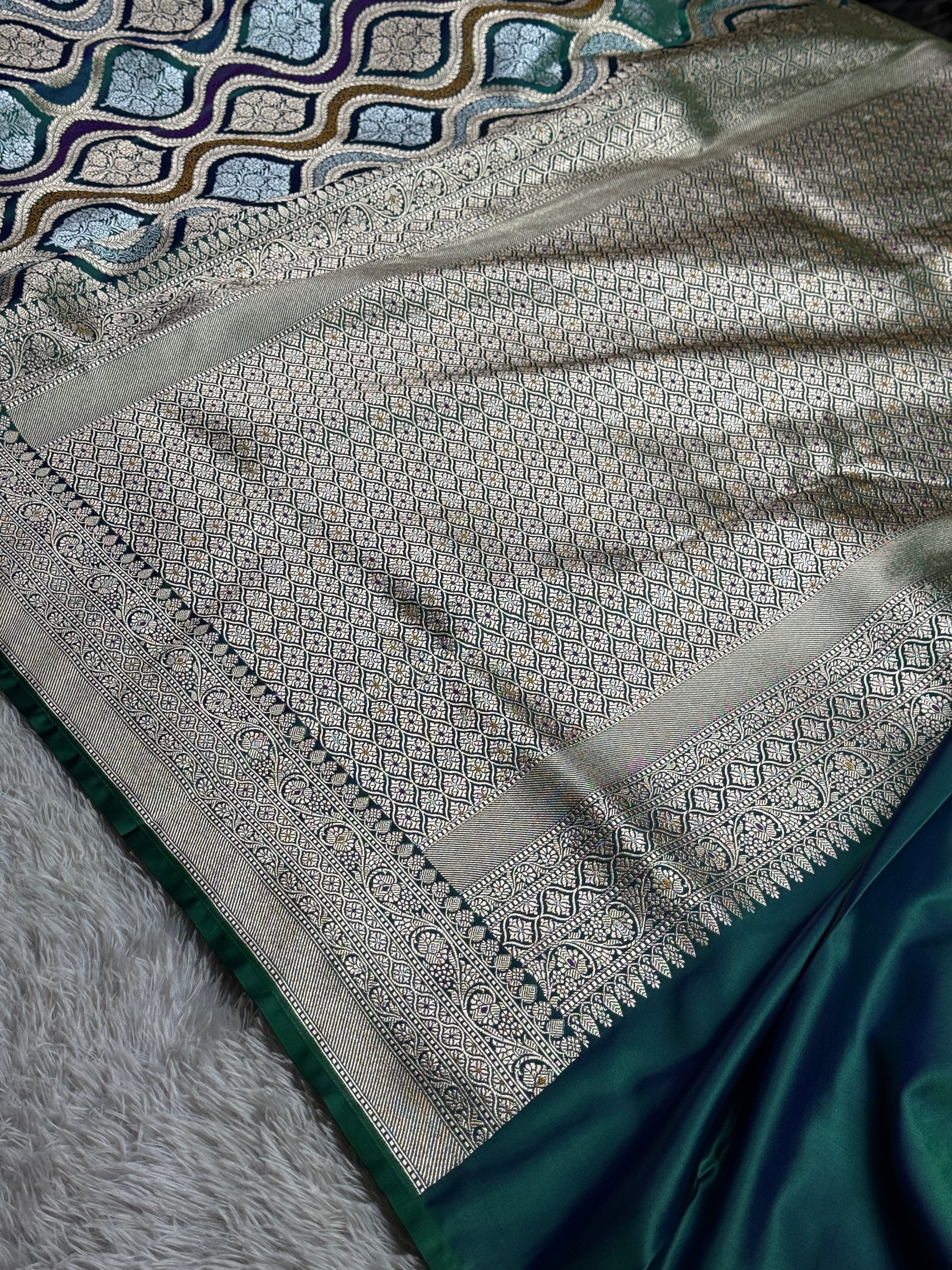 Peacock Green Banarasi Mashru Silk Saree with Meena Jaal Rangkaat Weaving MKS231
