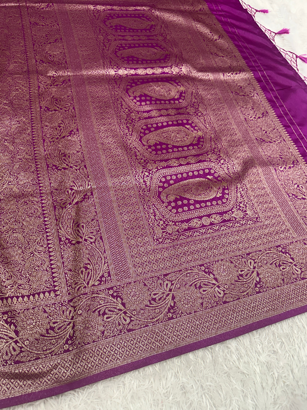 Magenta  Banarasi Dupion Silk Saree with Embossed Antique Zari Weaving & Rich Antique Zari Pallu | STF106