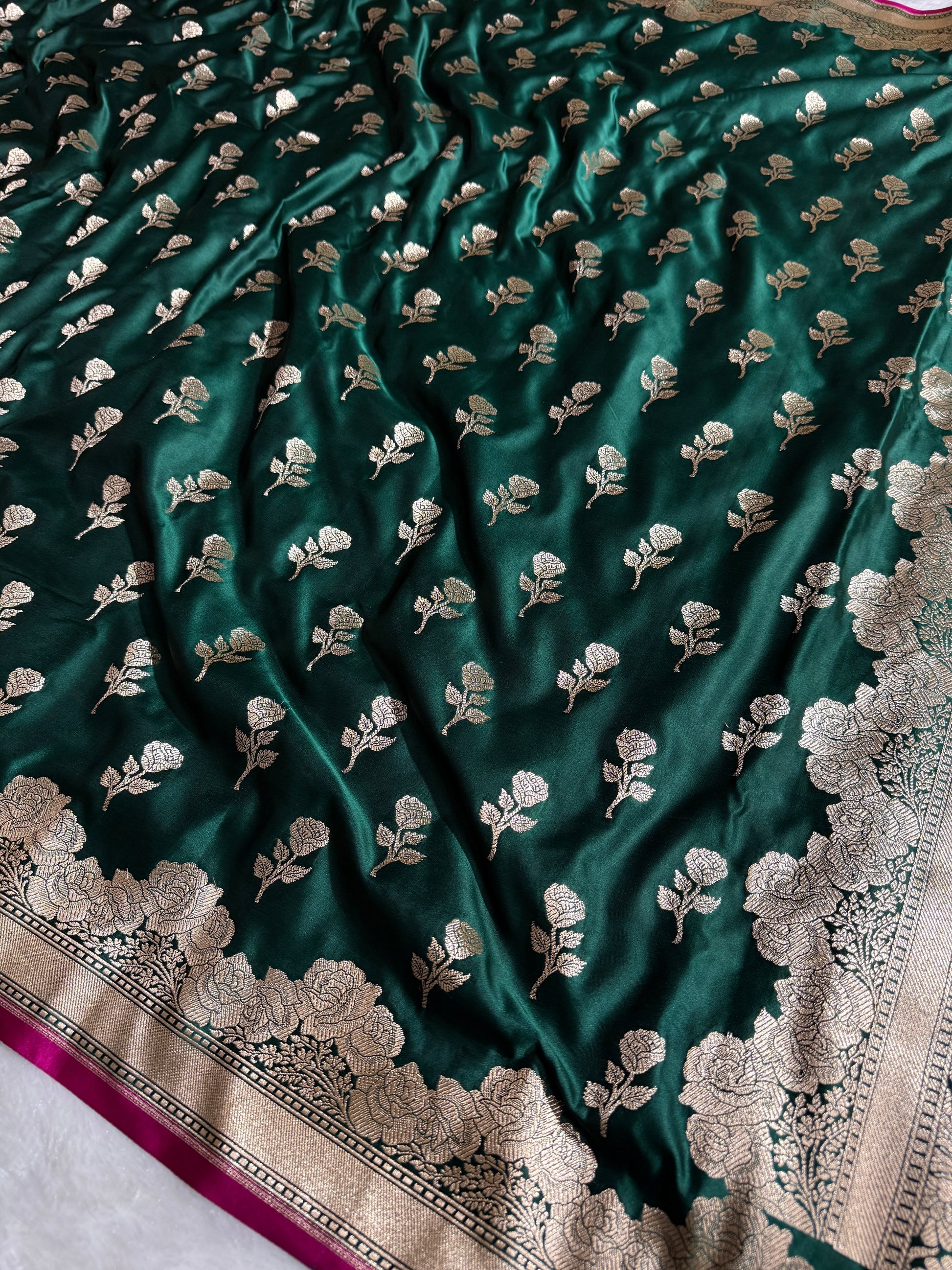 Blue Banarasi Mashru Silk Saree with Jacquard Woven Flower Buta Design MKS087