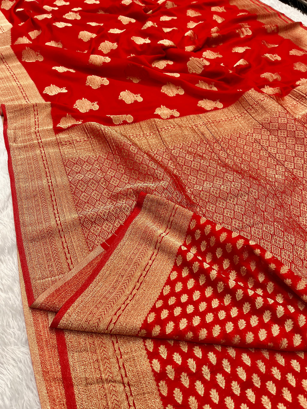 Chinon Silk Karry  Buta  Design Red  color  Saree CN08