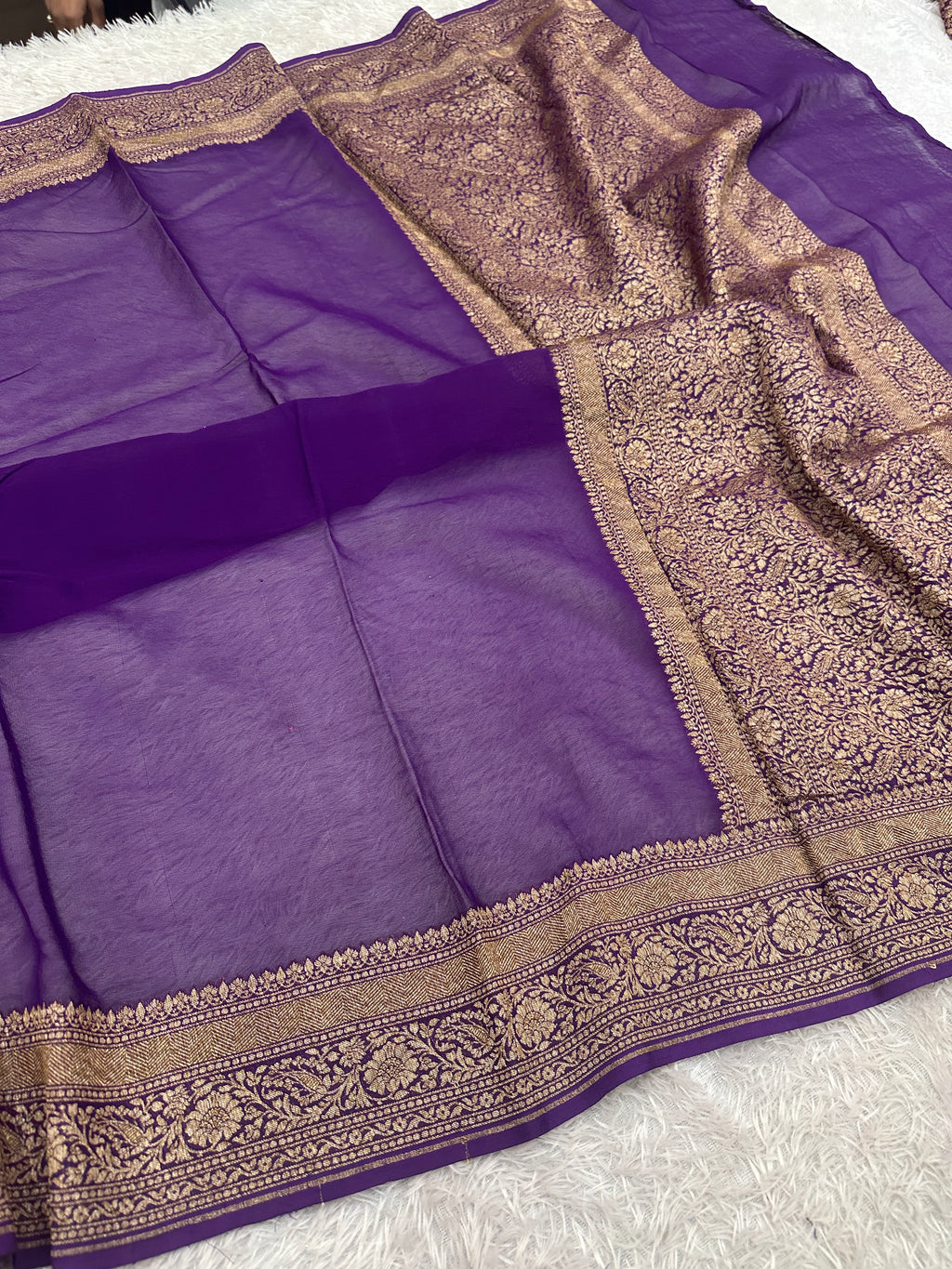 Premium Pure Silk Crepe Saree with Antique Zari Woven Border & Rich Pallu – PS31
