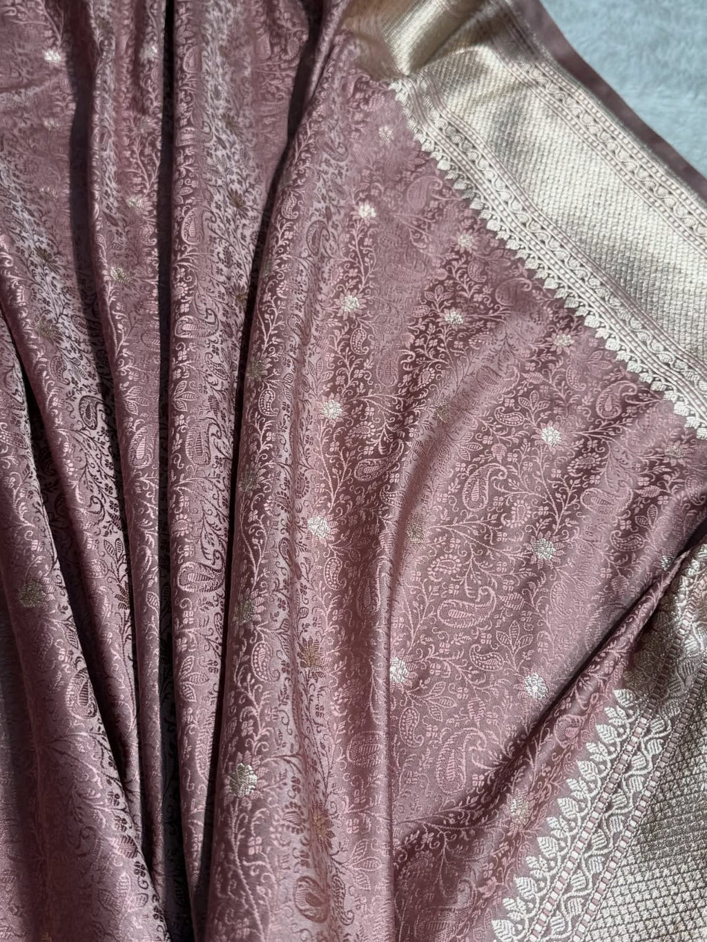 Banarasi Mashru Kataan Silk Saree Featuring Tanchoi Zari Meena Work with Rich Pallu – MKS411