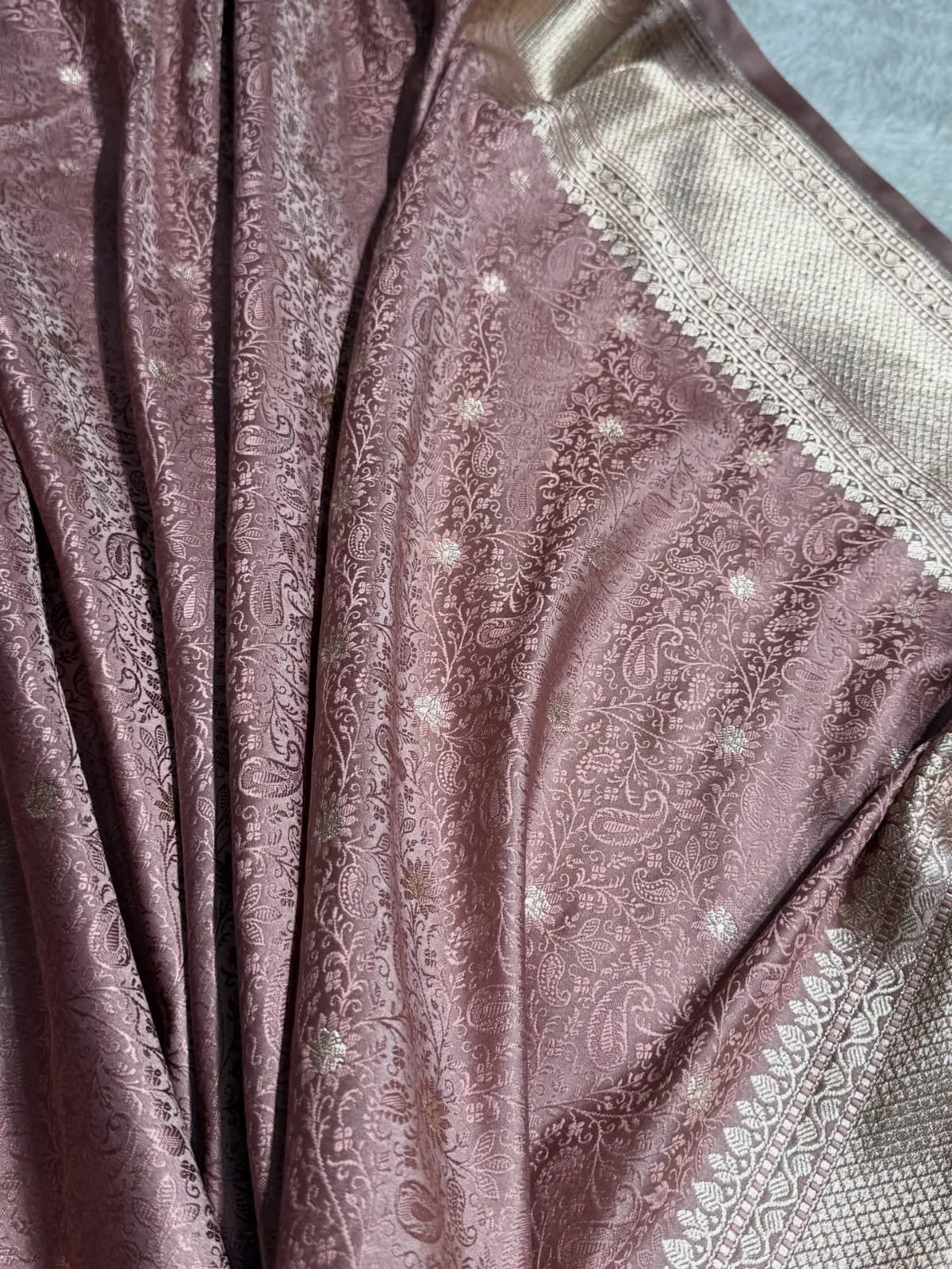 Banarasi Mashru Kataan Silk Saree Featuring Tanchoi Zari Meena Work with Rich Pallu – MKS411