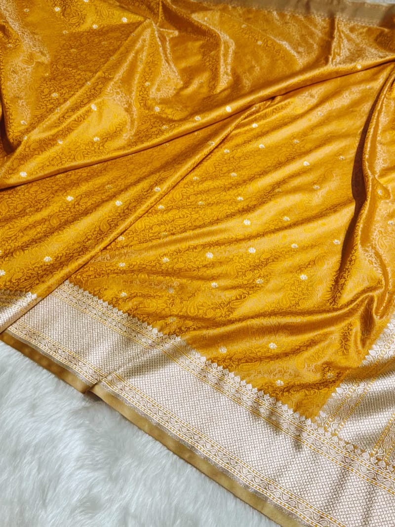 Banarasi Mashru Kataan Silk Saree Featuring Tanchoi Zari Meena Work with Rich Pallu – MKS411