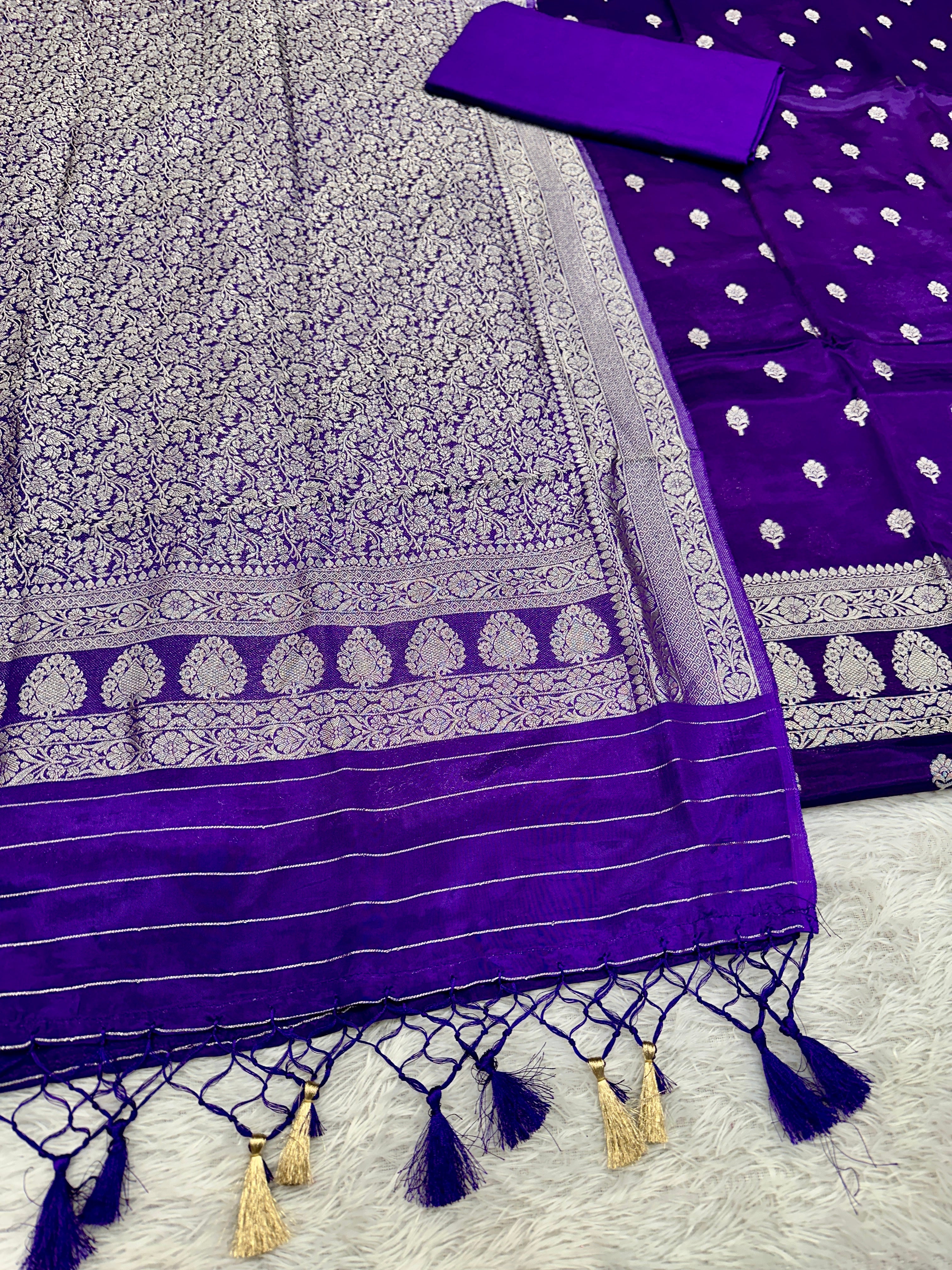 ✨ Banarasi Jacquard Gap Buti HO Silk 3-Piece Unstitched Dress Material MSS15