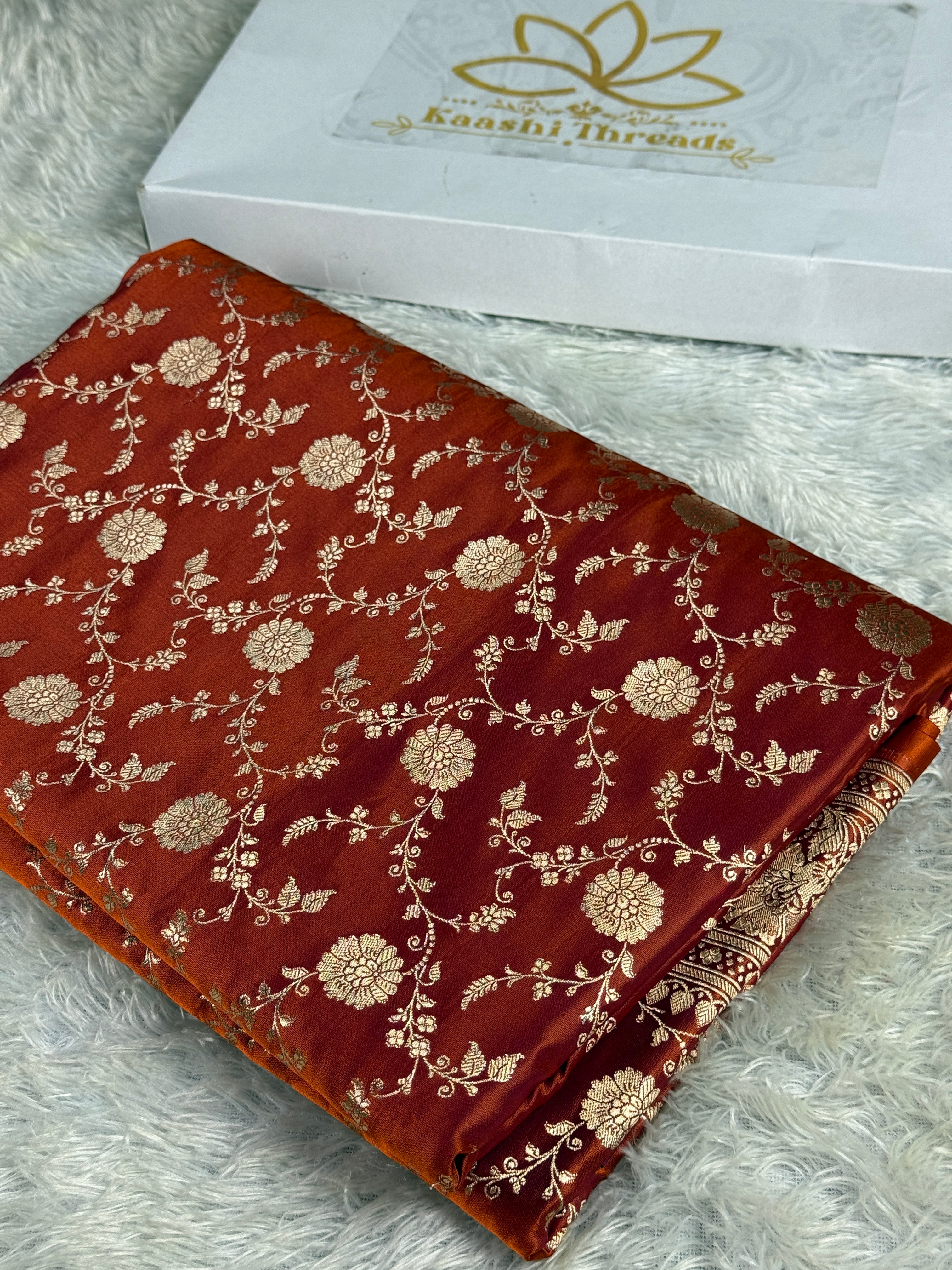 Rust Red Jangla Woven Mashru Kataan Silk Banarasi Saree with Rich Jacquard Pallu – MKS502 | Kaashi Threads