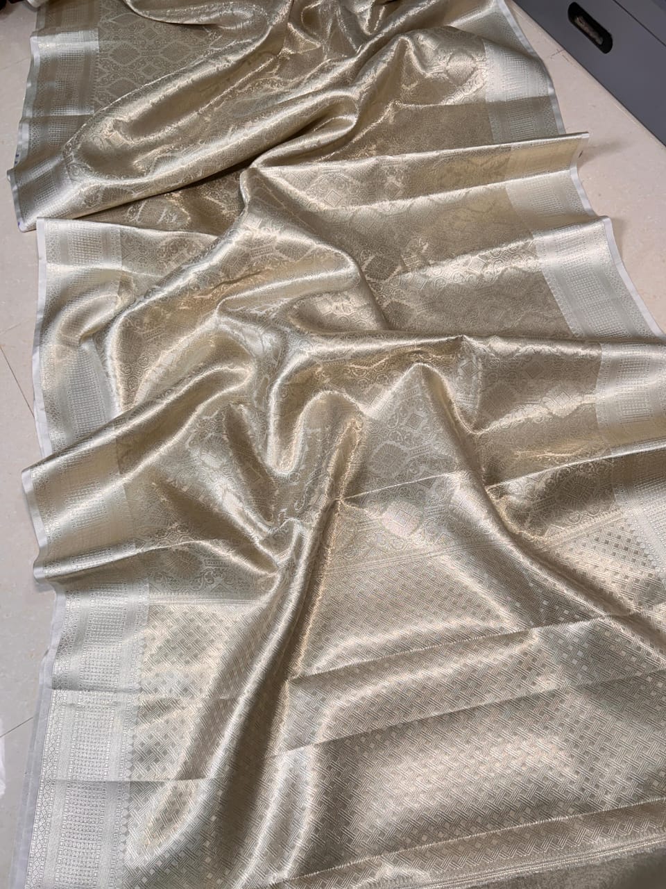 Nayantara inspired Kanchi tissue Silk Saree Ts114
