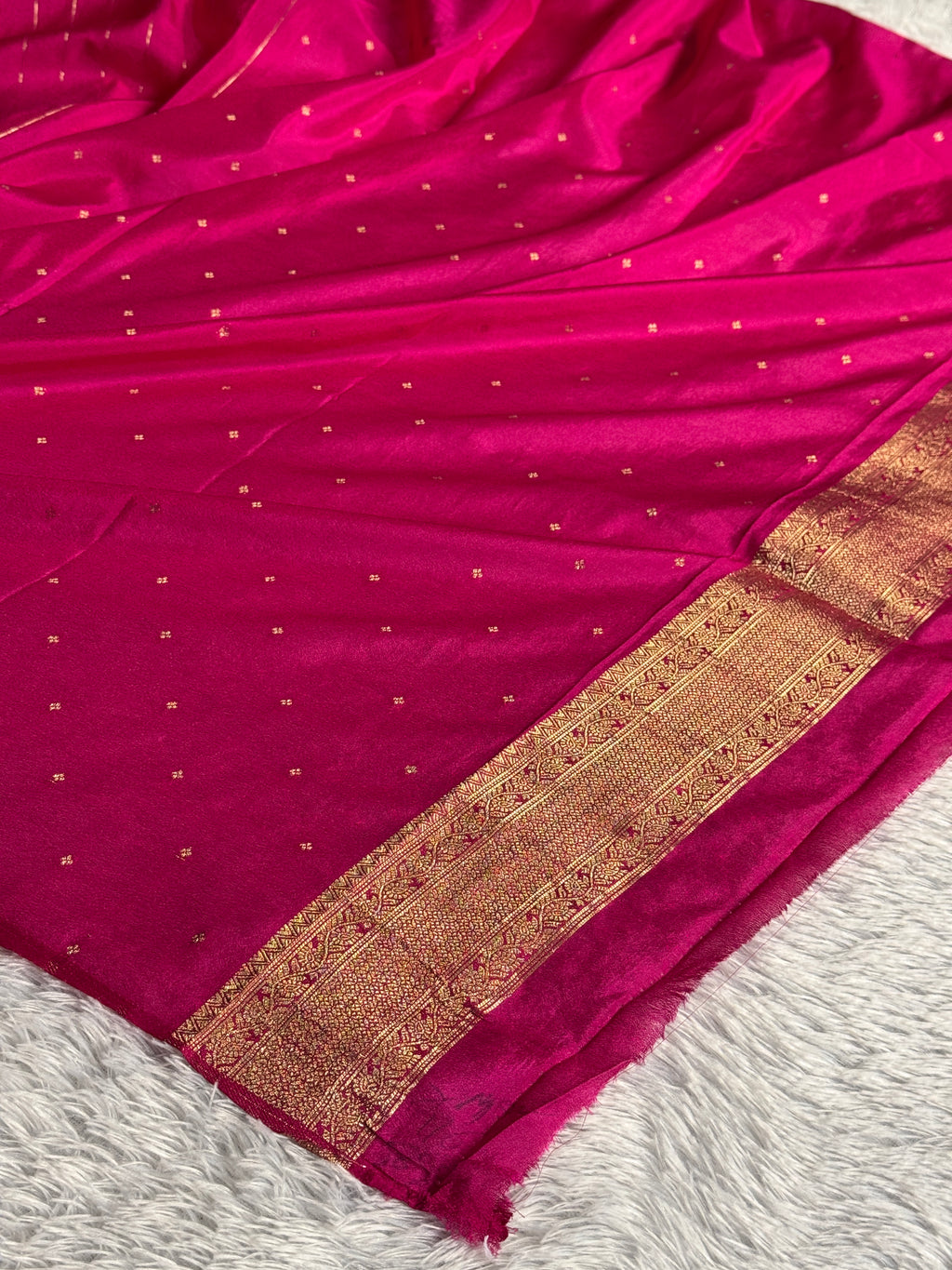 Product Title:
Rani Pink Semi Crepe Georgette Saree with All Over Buta Woven Design & Rich Zari Pallu | SS52