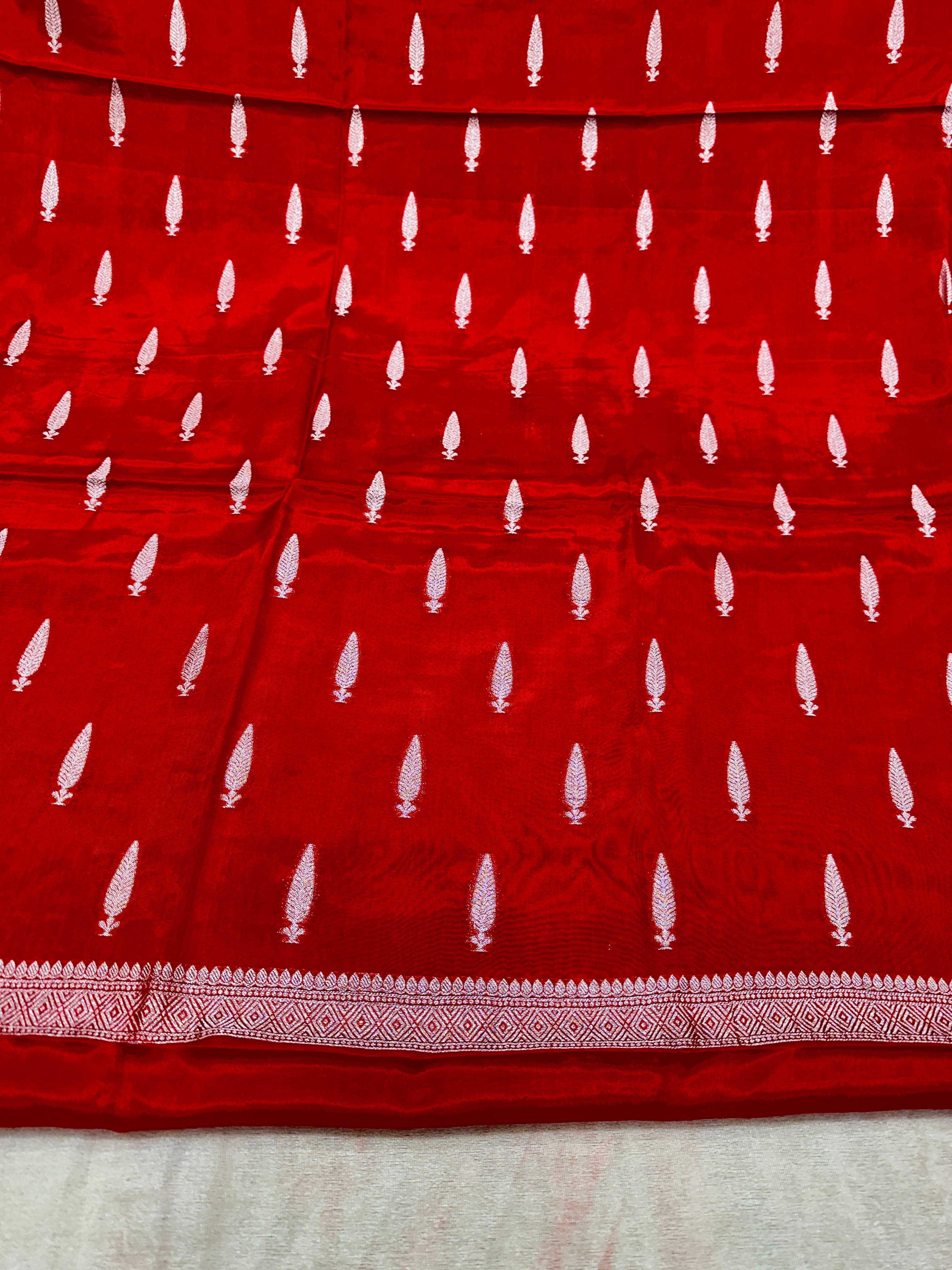 ✨ Banarasi Jacquard Gap Buti HO Silk 3-Piece Unstitched Dress Material MSS19