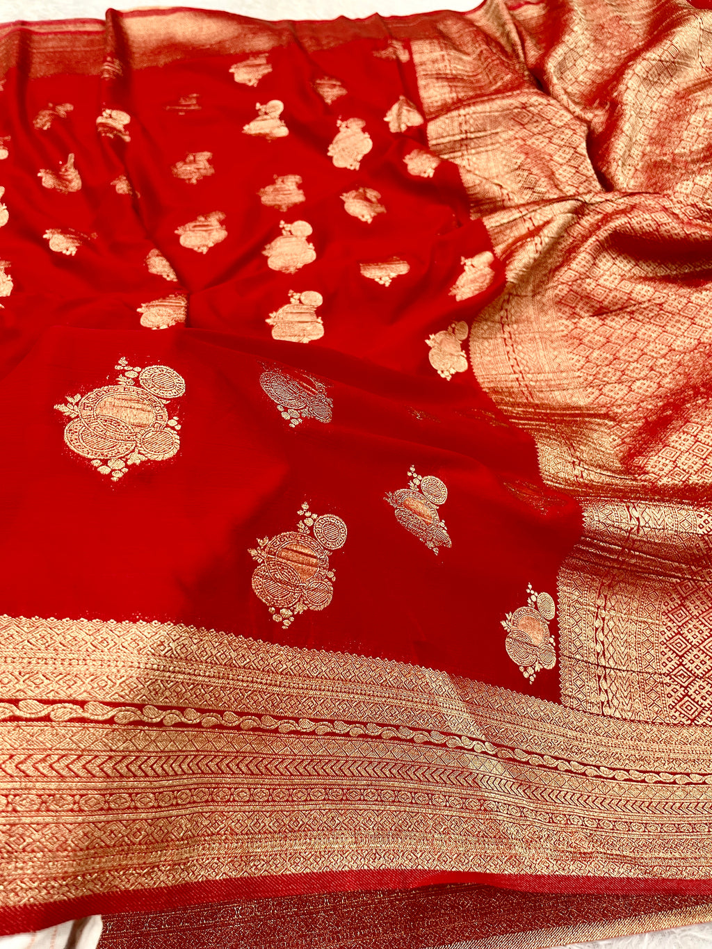 Chinon Silk Karry  Buta  Design Red  color  Saree CN08