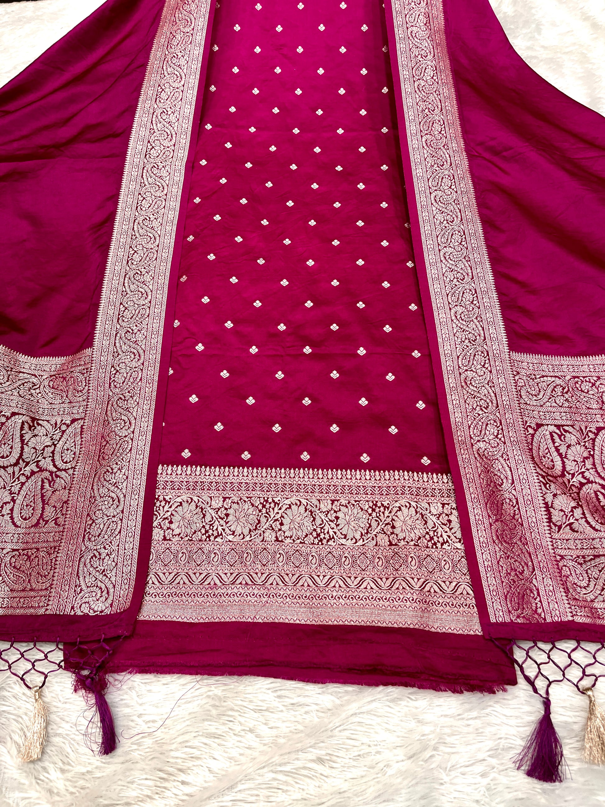 Mashru kataan Buti Suit MSS002
