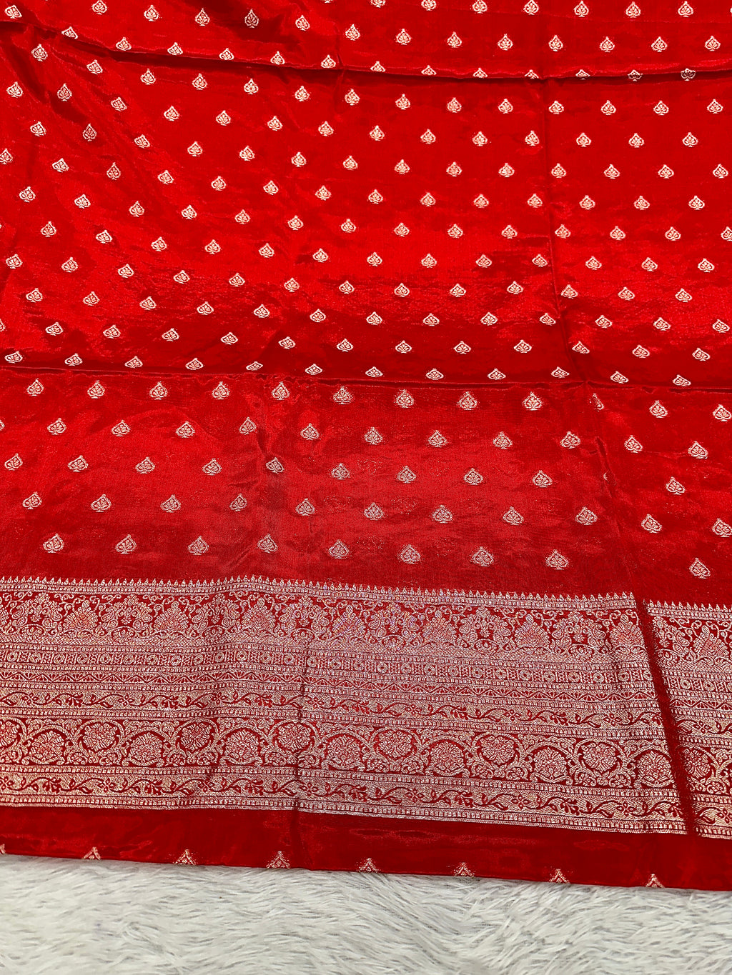 ✨ Banarasi Jacquard HO Silk 3-Piece Unstitched Dress Material MSS13
