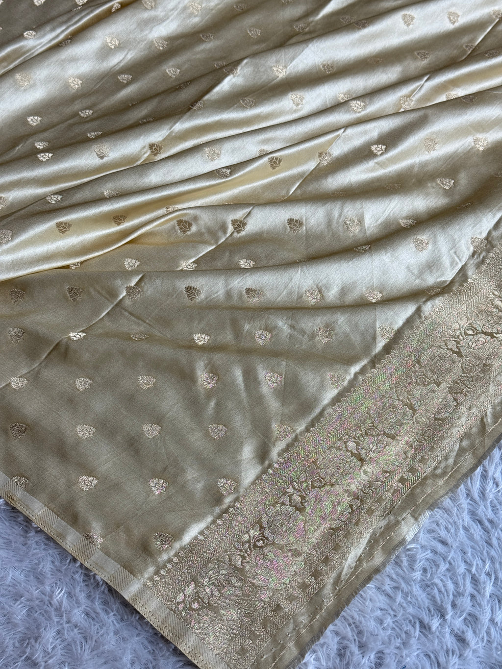 Royal Maroon Beige Mashru Kataan Silk Buta Woven Saree | MKS665
