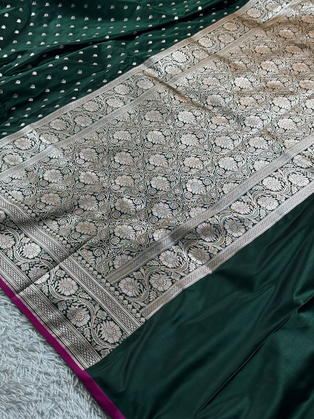 Elegant Green Soft Mashru Kataan Silk Saree with Buti Zari Weaving & Rich Pallu | MKS536