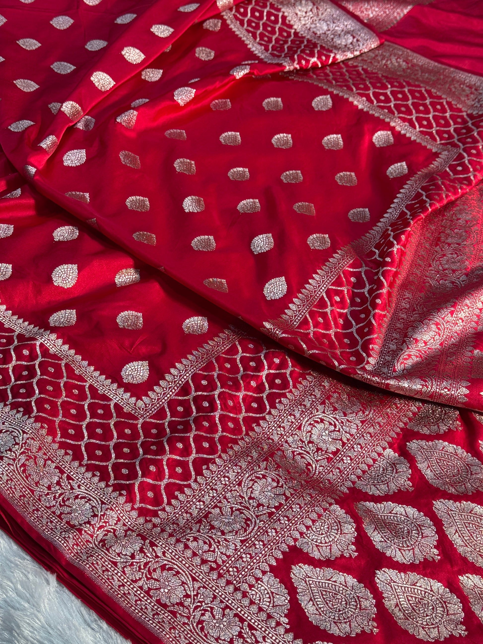 Mashru kataan Silk Zari Viewed Saree Ms18