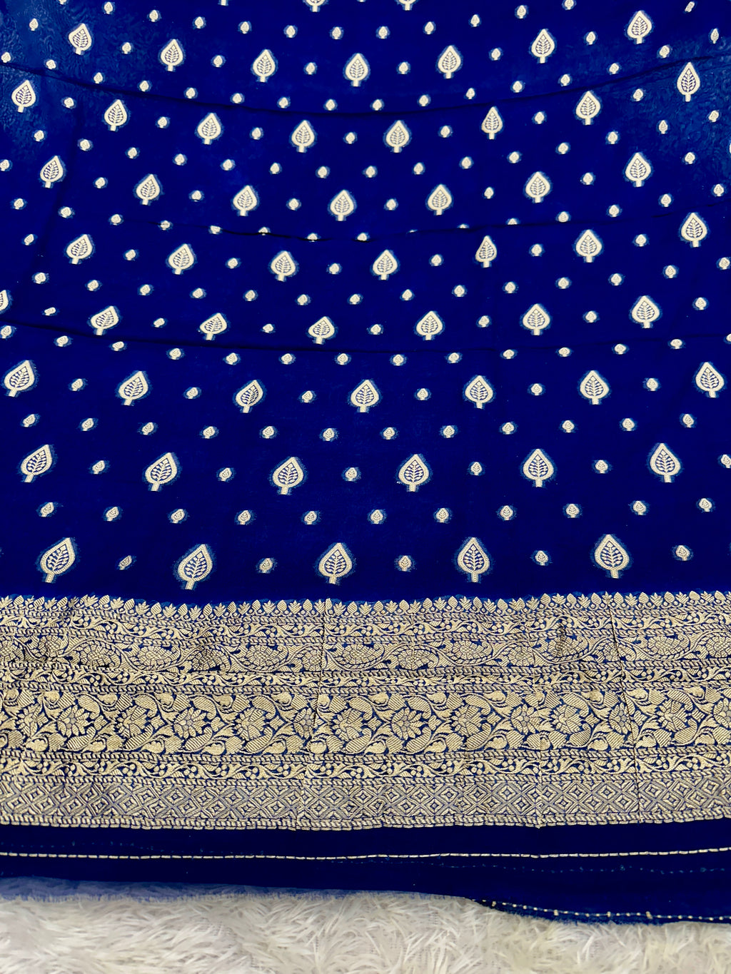 Banarasi Jacquard Zari Georgette Suit Dress – 3 Pc Set MSS24