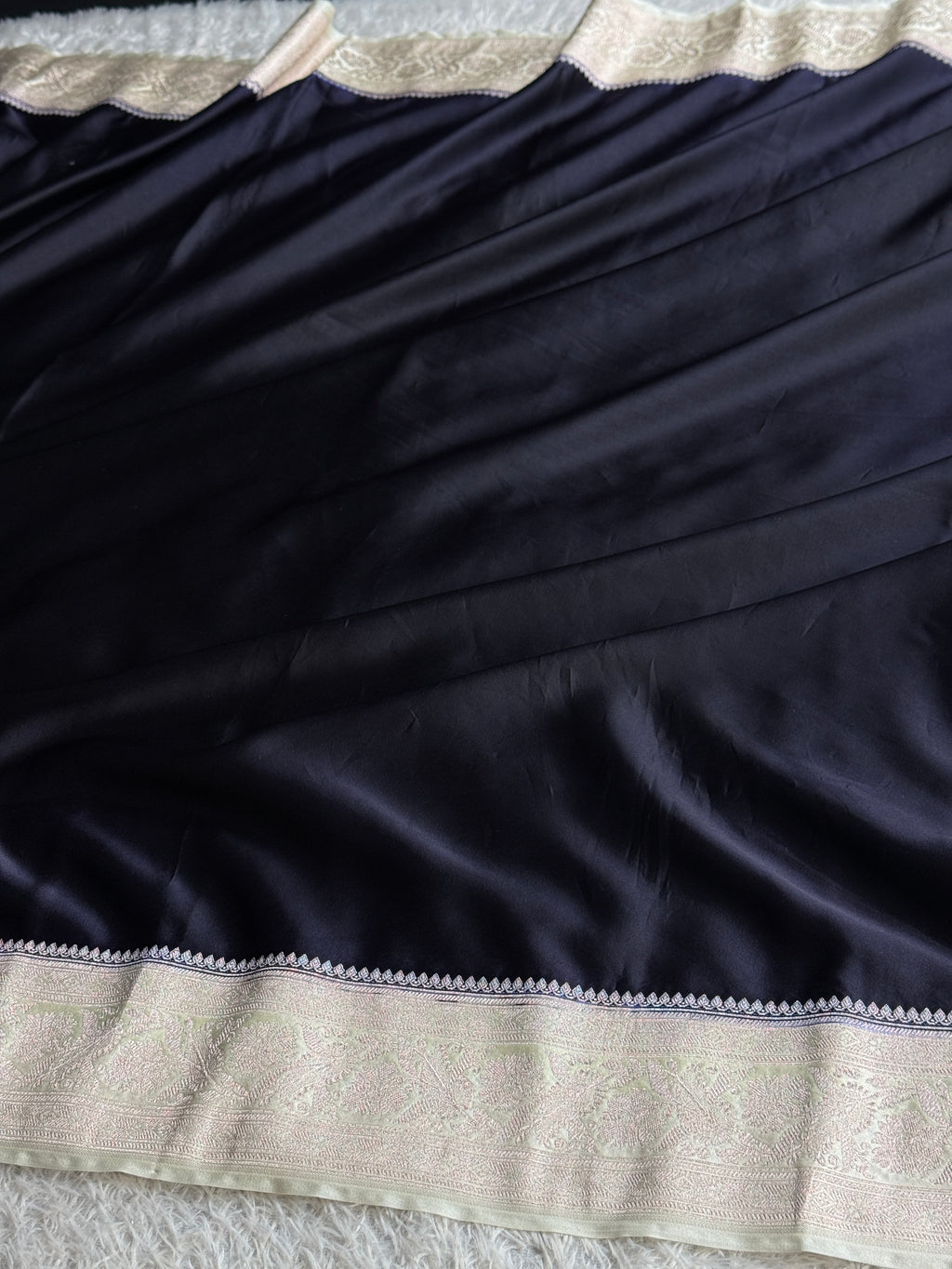 Black with Cream Mashru Kataan Silk Banarasi Saree with Rich Zari Pallu | MKS735