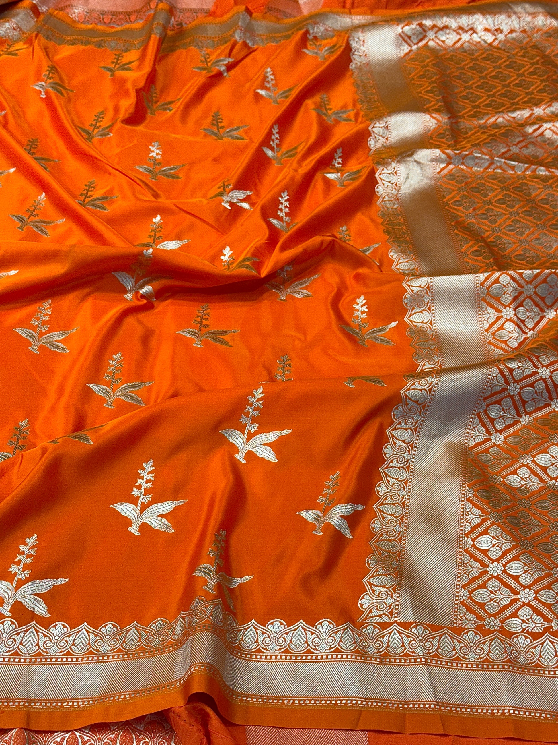 Leaf Design Mashru kataan Silk Saree Ms24