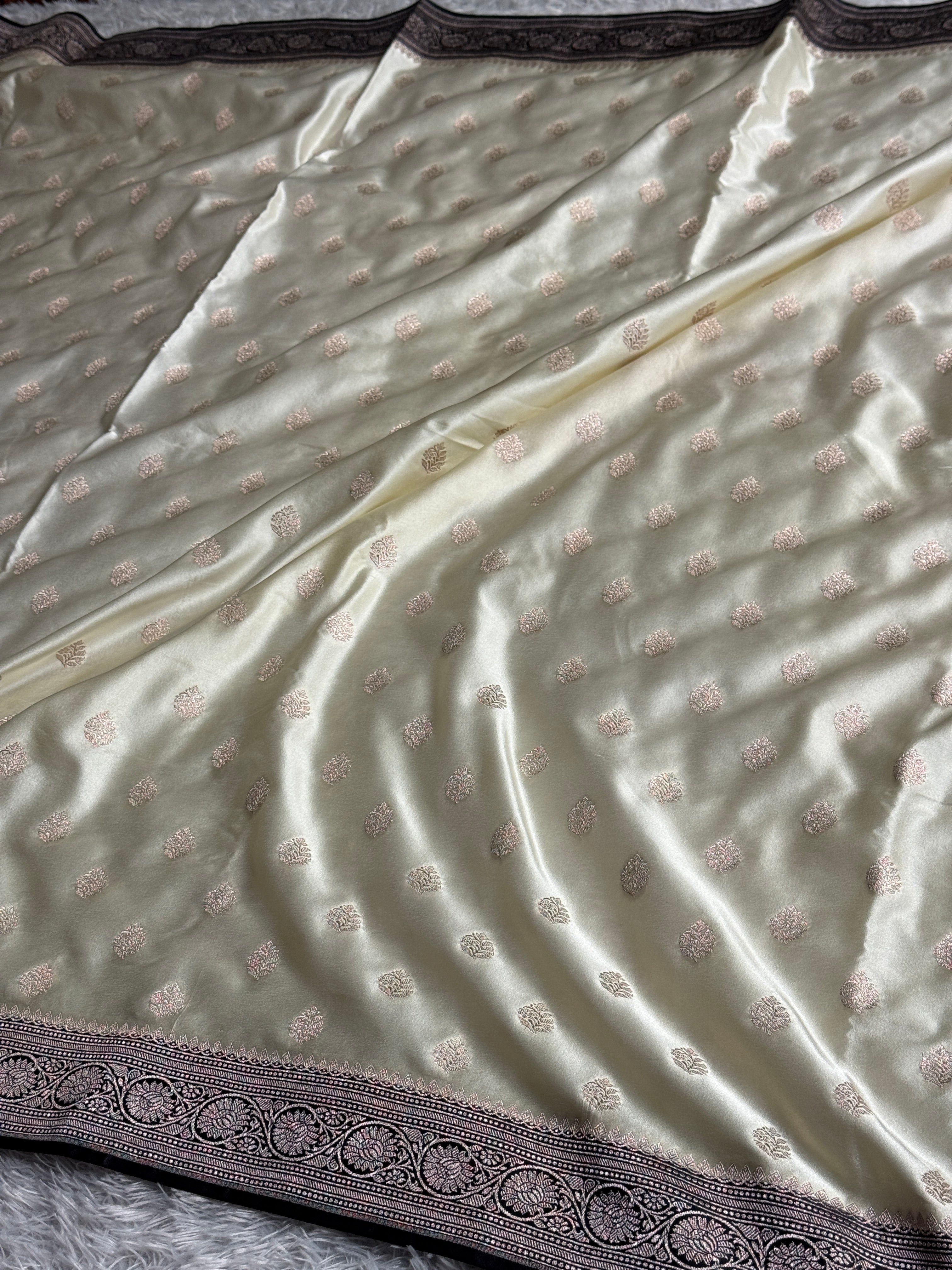 Cream & Black Mashru Kataan Silk Saree with Buta Woven Design and Rich Zari Pallu | MKS644