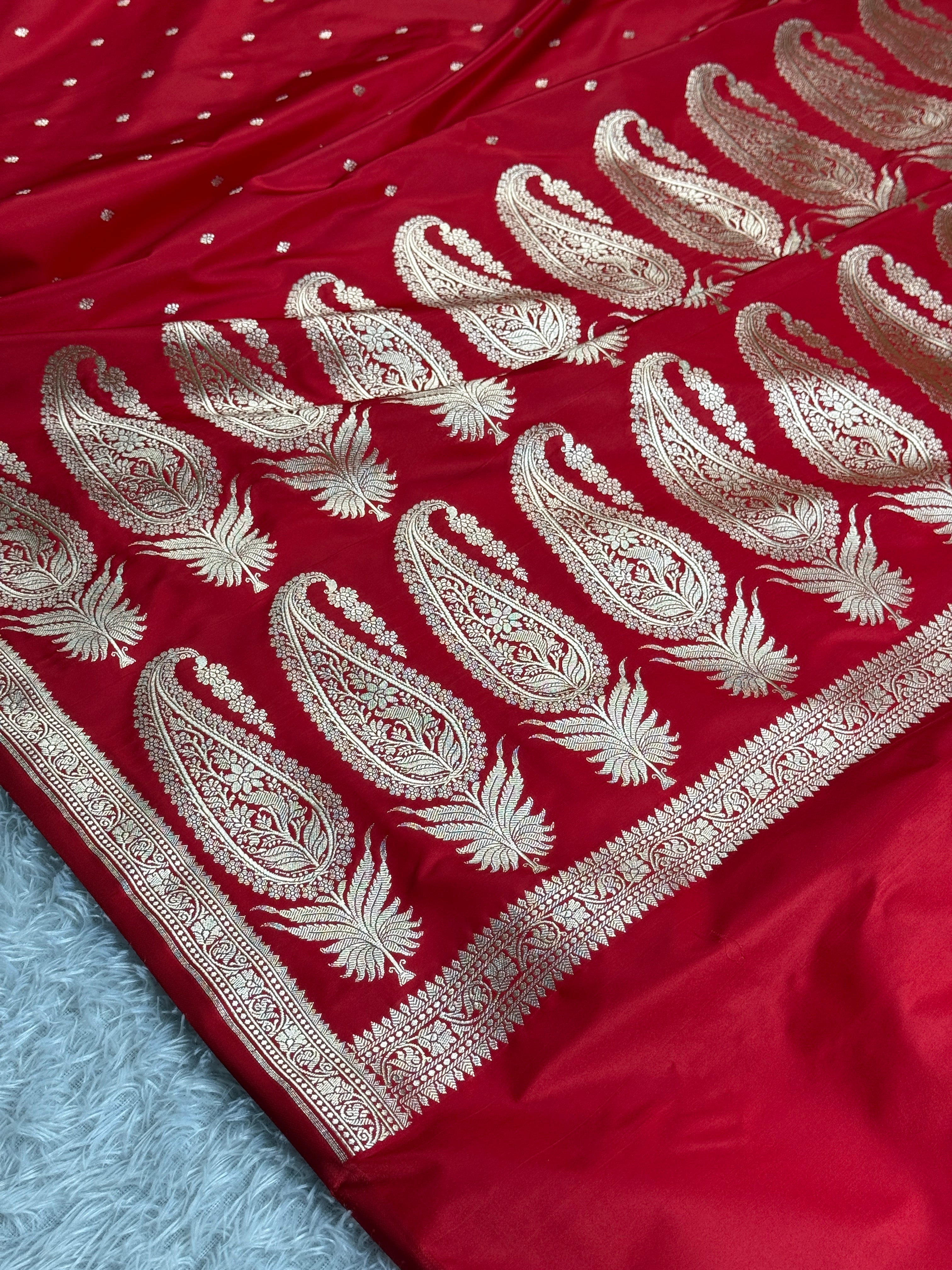Royal Red Banarasi Satin Mashru Silk Saree with Matter Buti Zari Weaving & Scalloped Border – MKS505