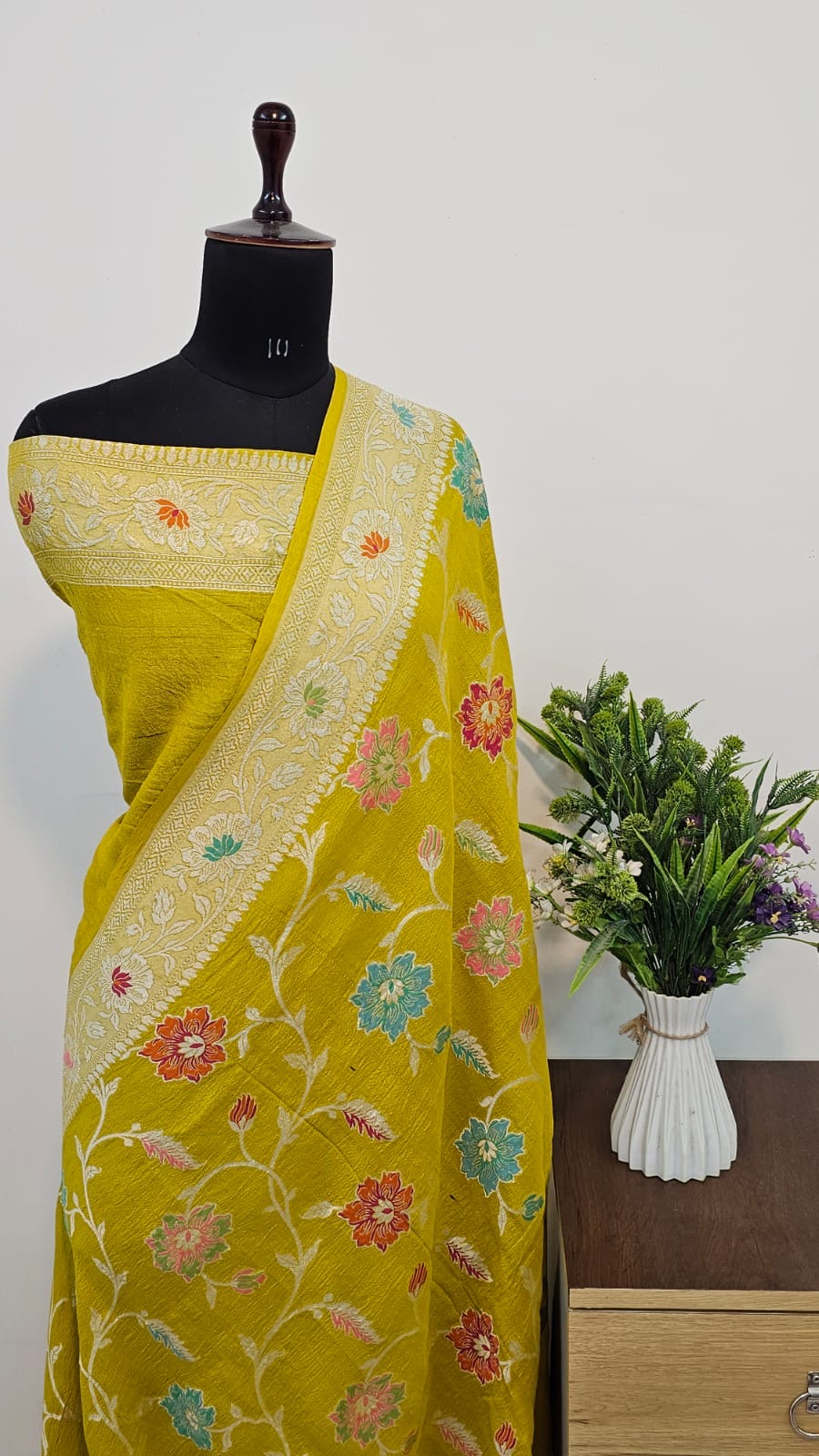 Pure Silk Tussar Banarasi Saree with All-over Meenakari Jaal Woven Pattern TSS12