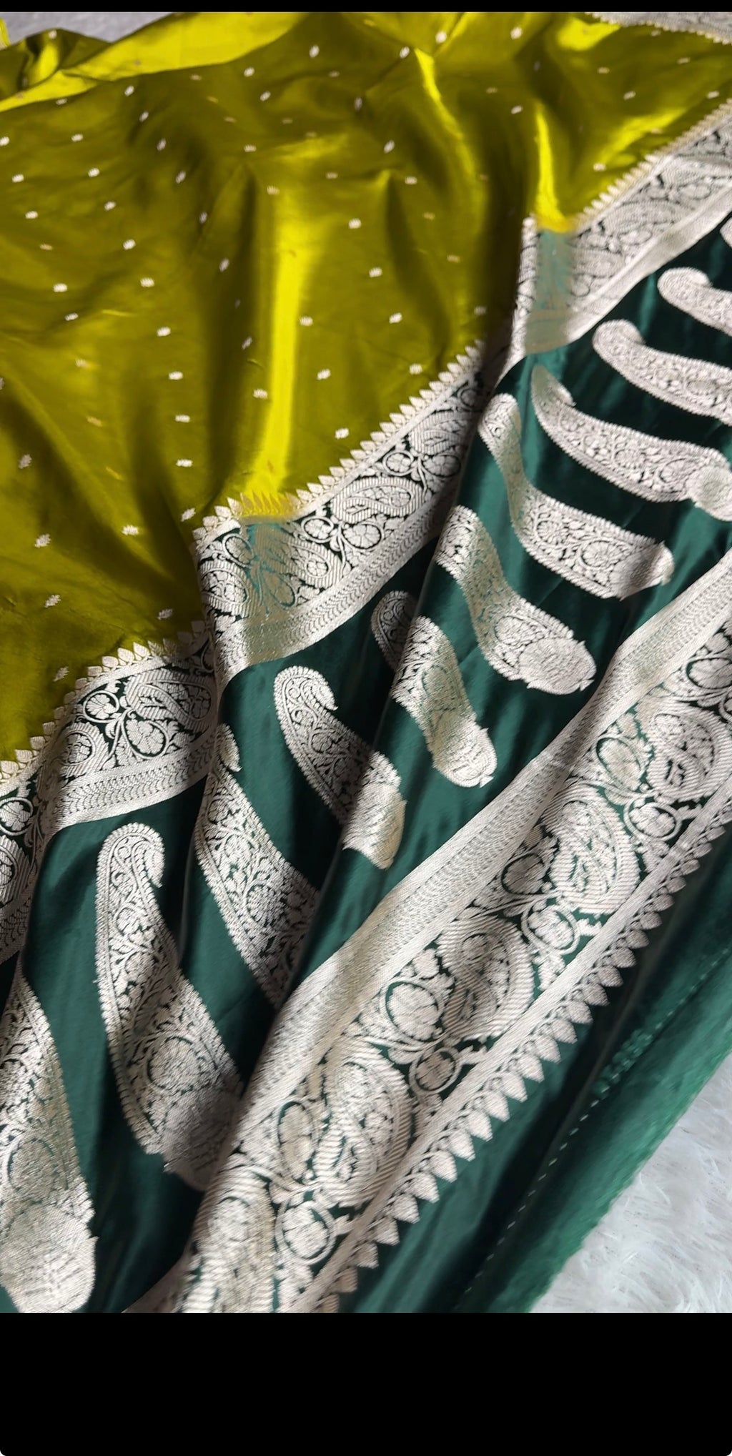 Pista green with bottle Green Mashru Kataan Silk Saree with Buta Woven Design MKS651