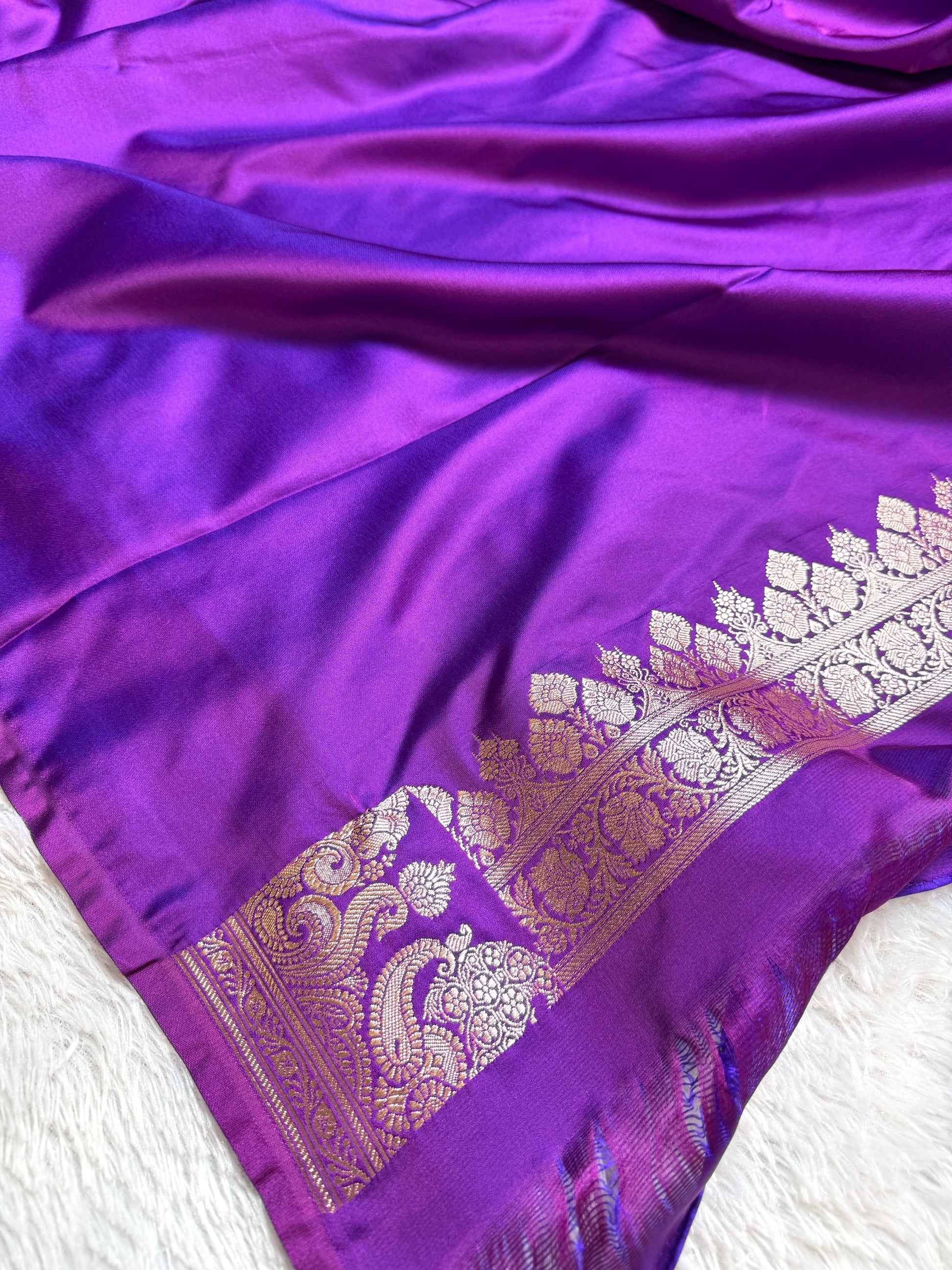 Purple Banarasi Mashru Silk Saree with Jacquard Woven Fancy Buta Design MKS092