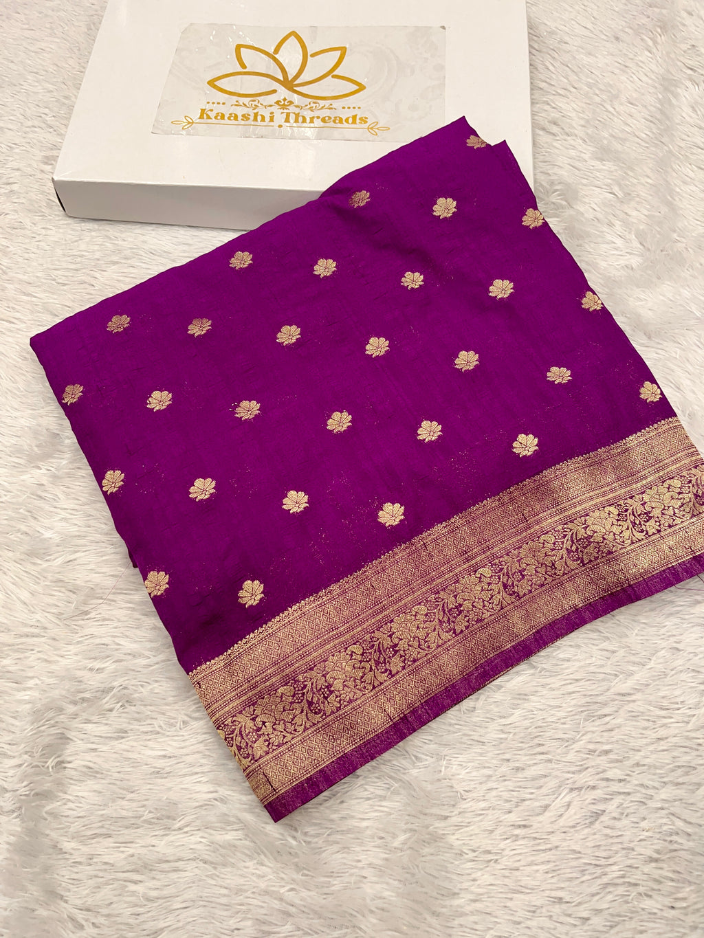 Raw Silk Magenta Color Buti Saree RS001