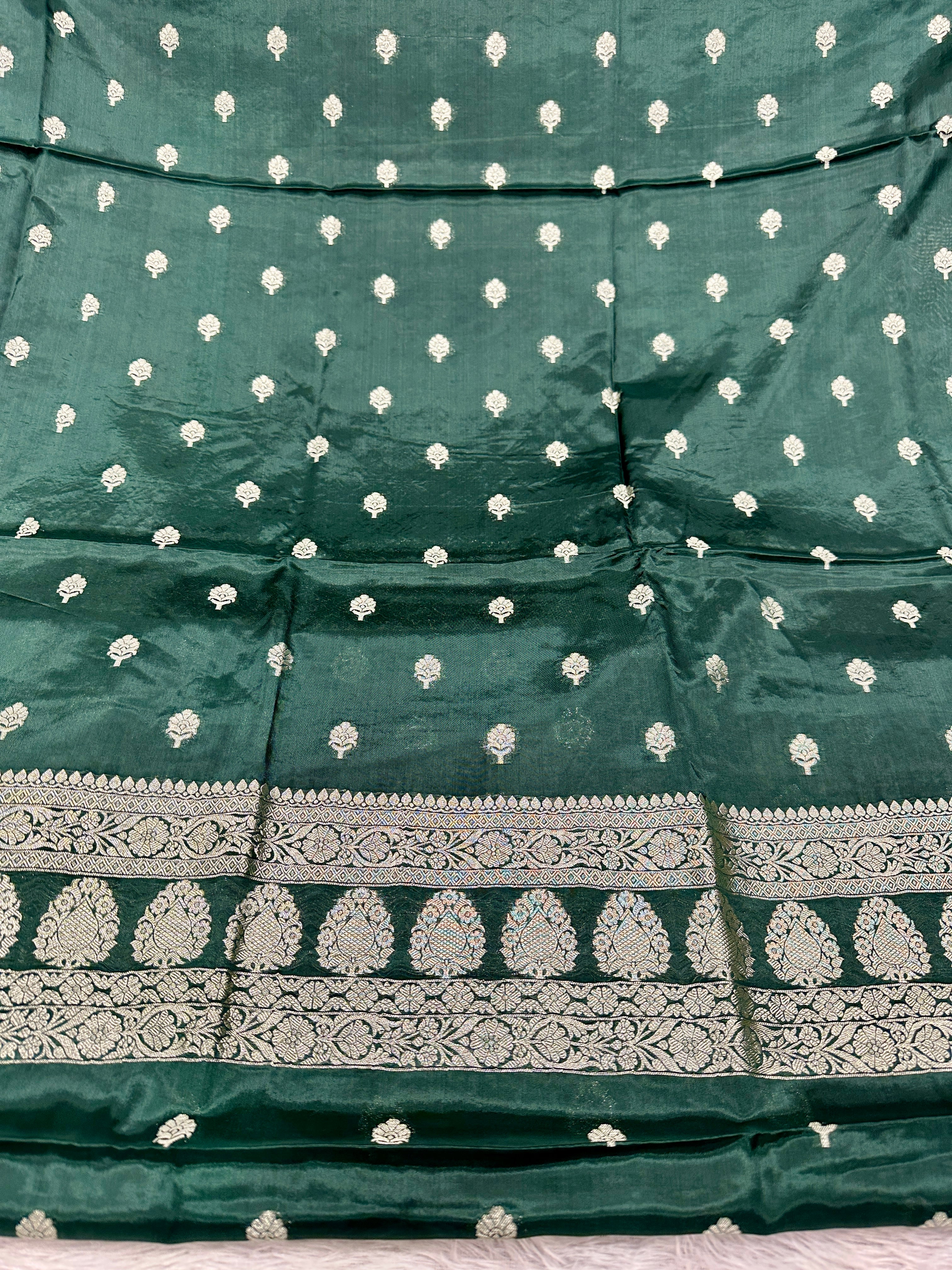 ✨ Banarasi Jacquard Gap Buti HO Silk 3-Piece Unstitched Dress Material MSS15