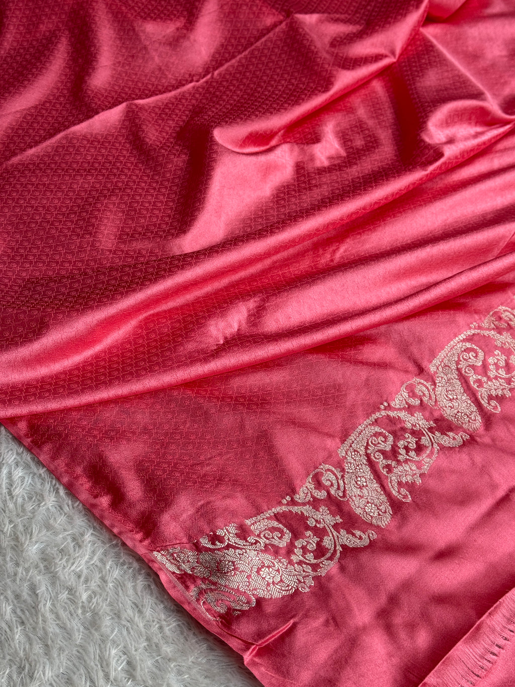 ✨ Strawberry Mashru Kataan Silk Saree with Buta Design & Zari Pallu | MKS643 ✨