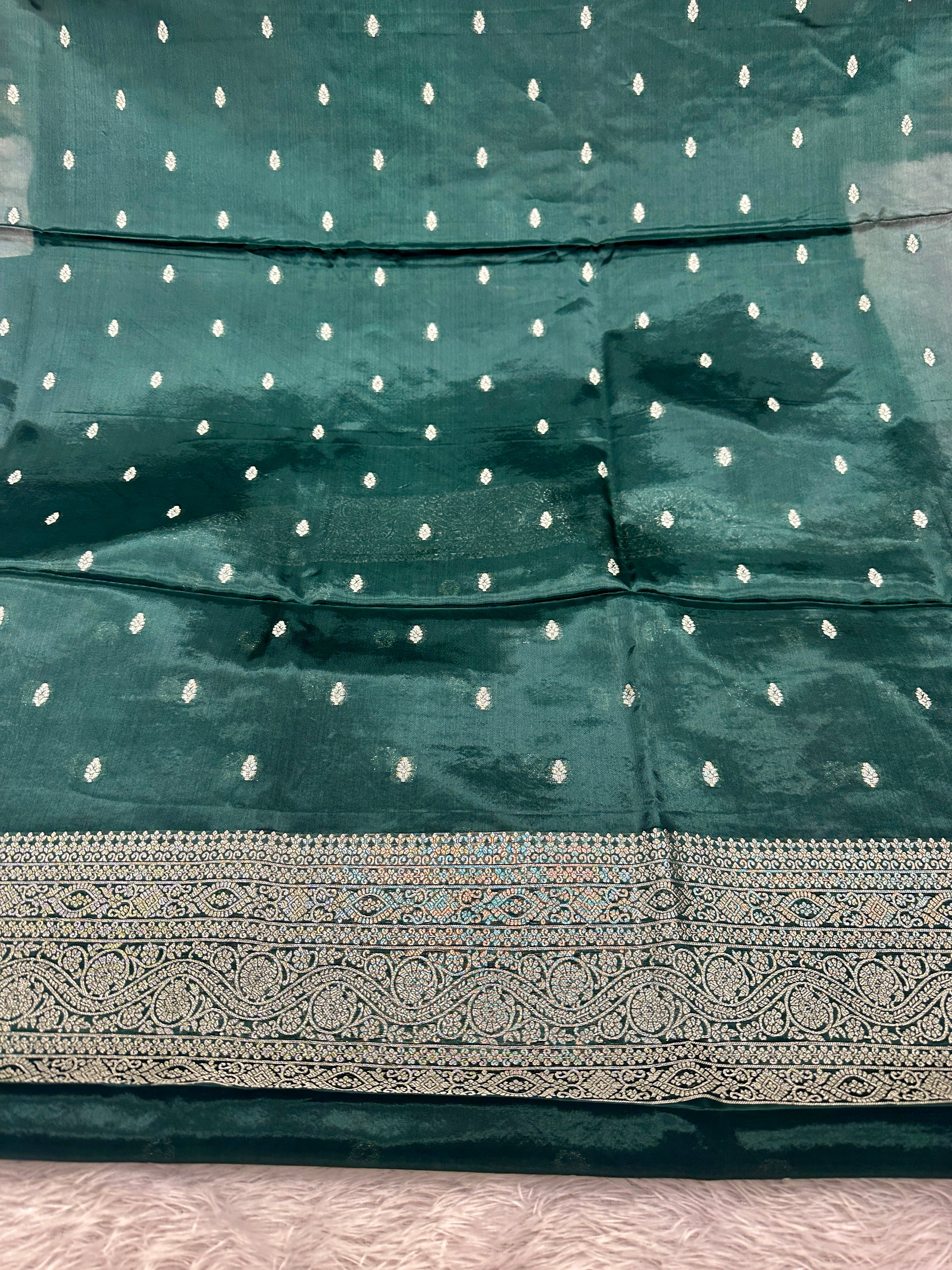 ✨ Banarasi Jacquard Gap Buti HO Silk 3-Piece Unstitched Dress Material MSS14