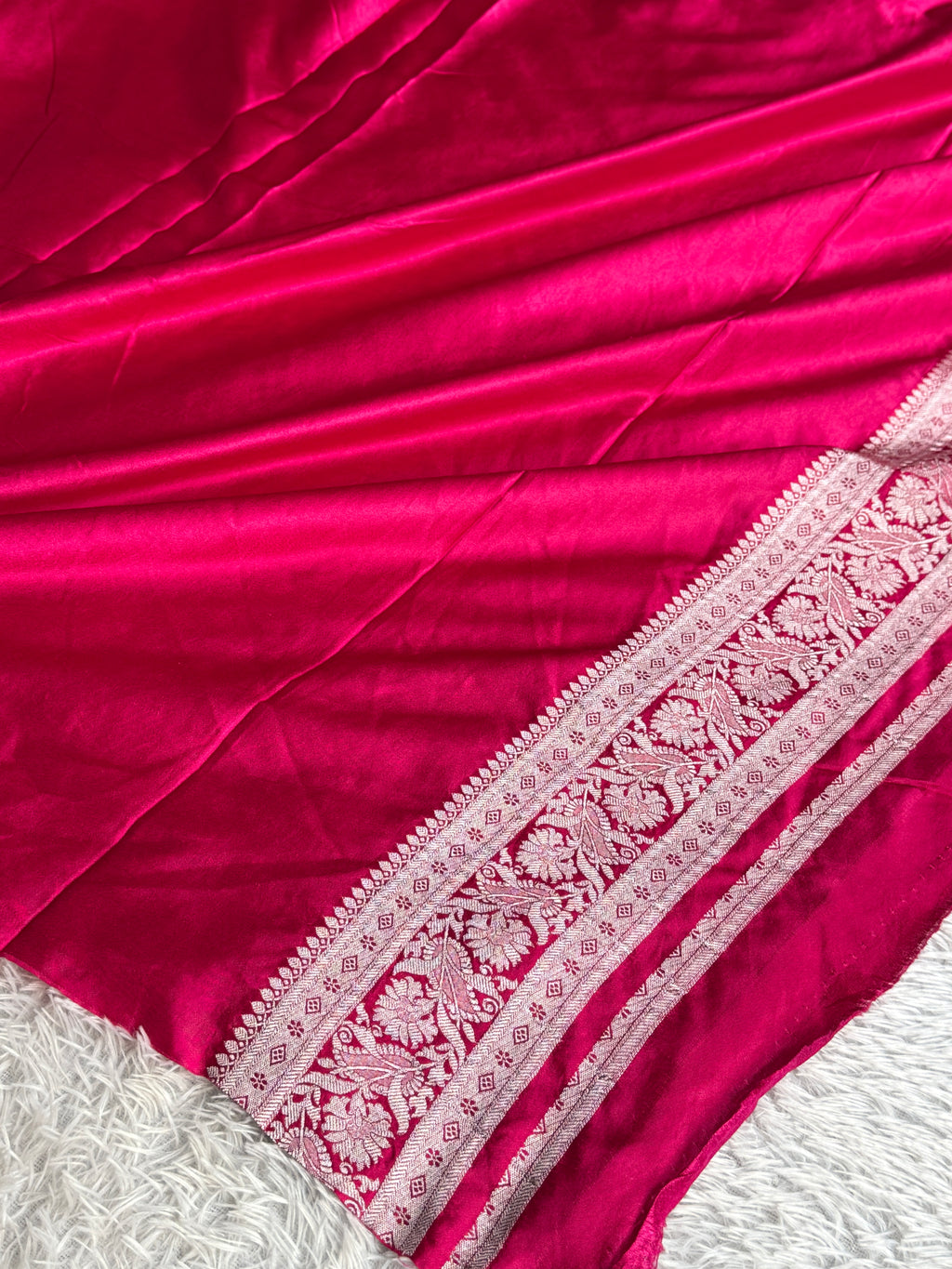 Cream & Rani Banarasi Mashru Kataan Silk Saree | MKS791