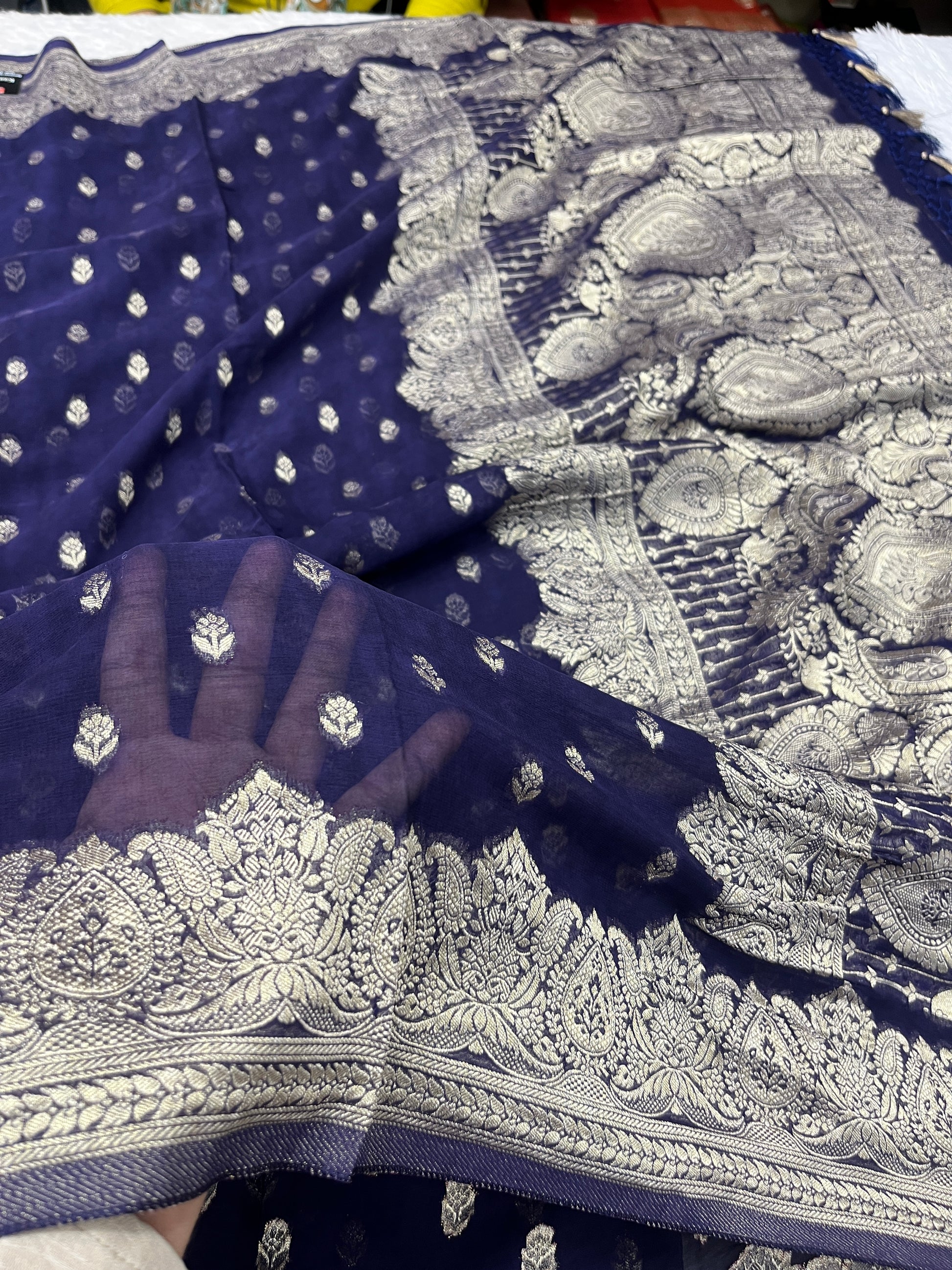 Banarsi Pure Natural Georgette Traditional Buta Design VSG04