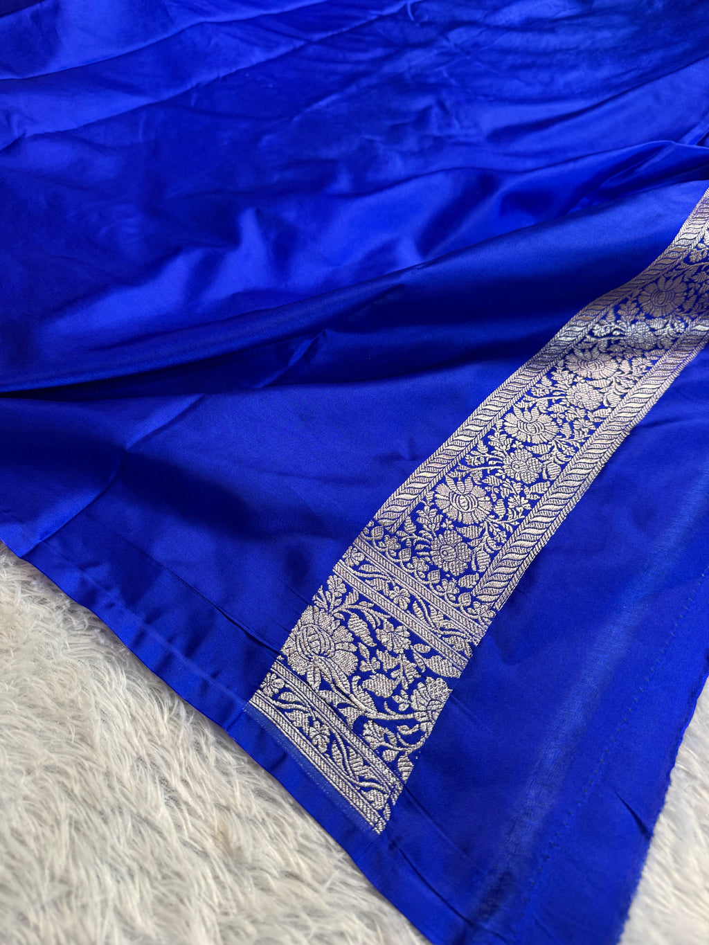 Royal Blue Banarasi Mashru kataan  Silk Saree with Intricate Jaal Weaving   MKS083