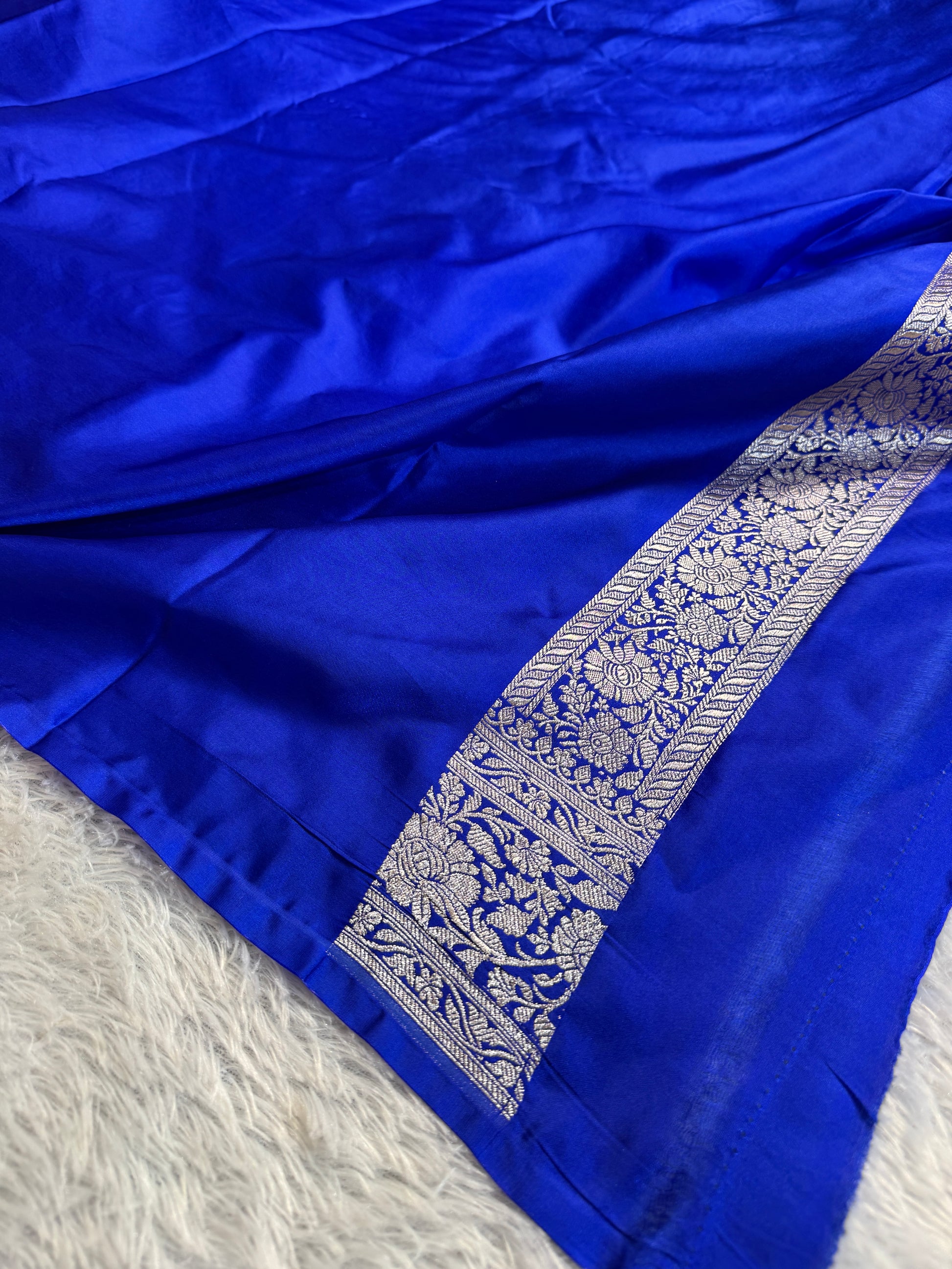 Royal Blue Banarasi Mashru kataan  Silk Saree with Intricate Jaal Weaving   MKS083