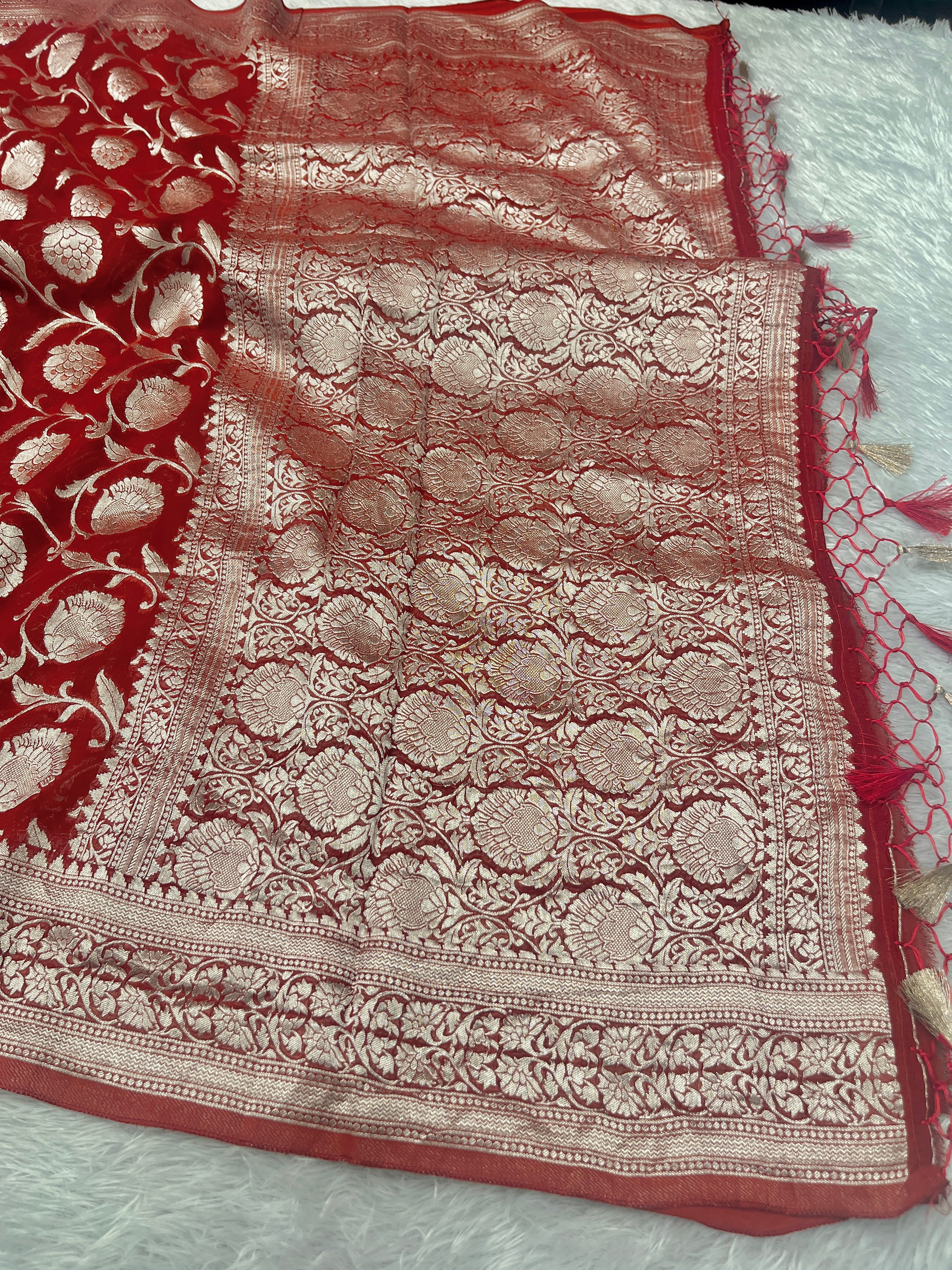 Banarsi Pure Natural Georgette Jaal Design Pattern VSG01