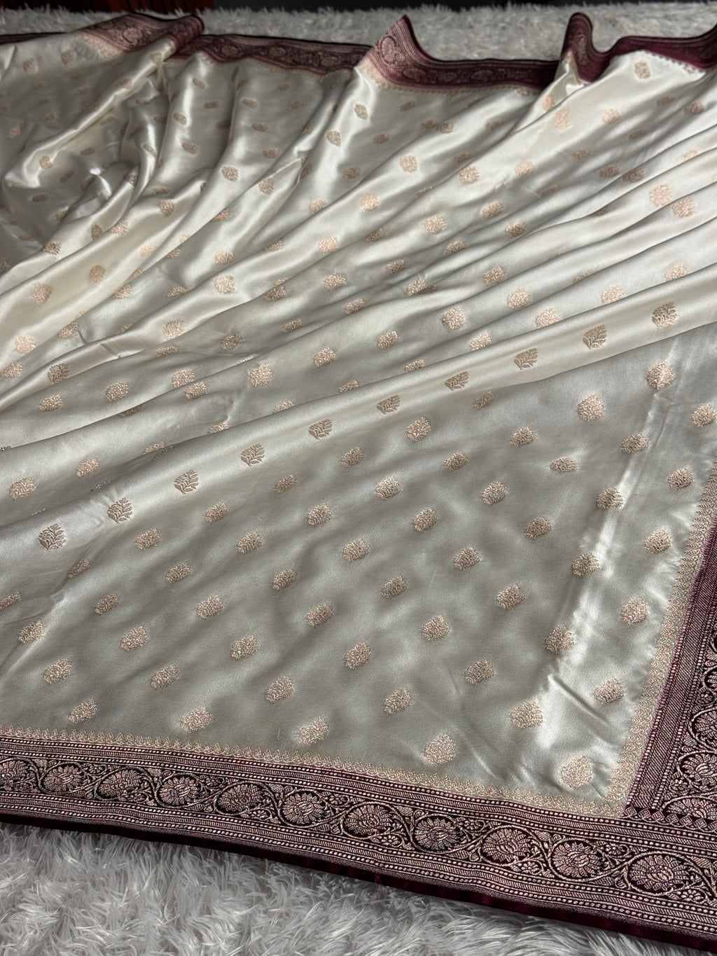 Cream & Wine Mashru Kataan Silk Saree with Buta Woven Design and Rich Zari Pallu | MKS644