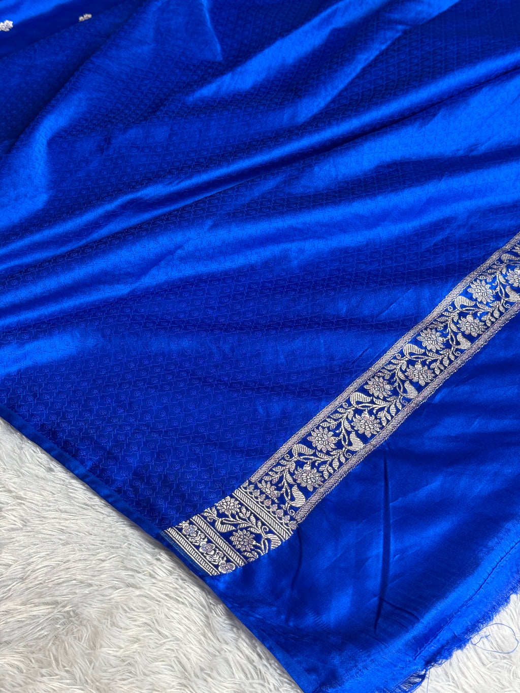 Royal Blue Fancy Buti Banarasi Mashru Silk Saree | Satin Mashru Silk | Kaashi Threads | MKS515