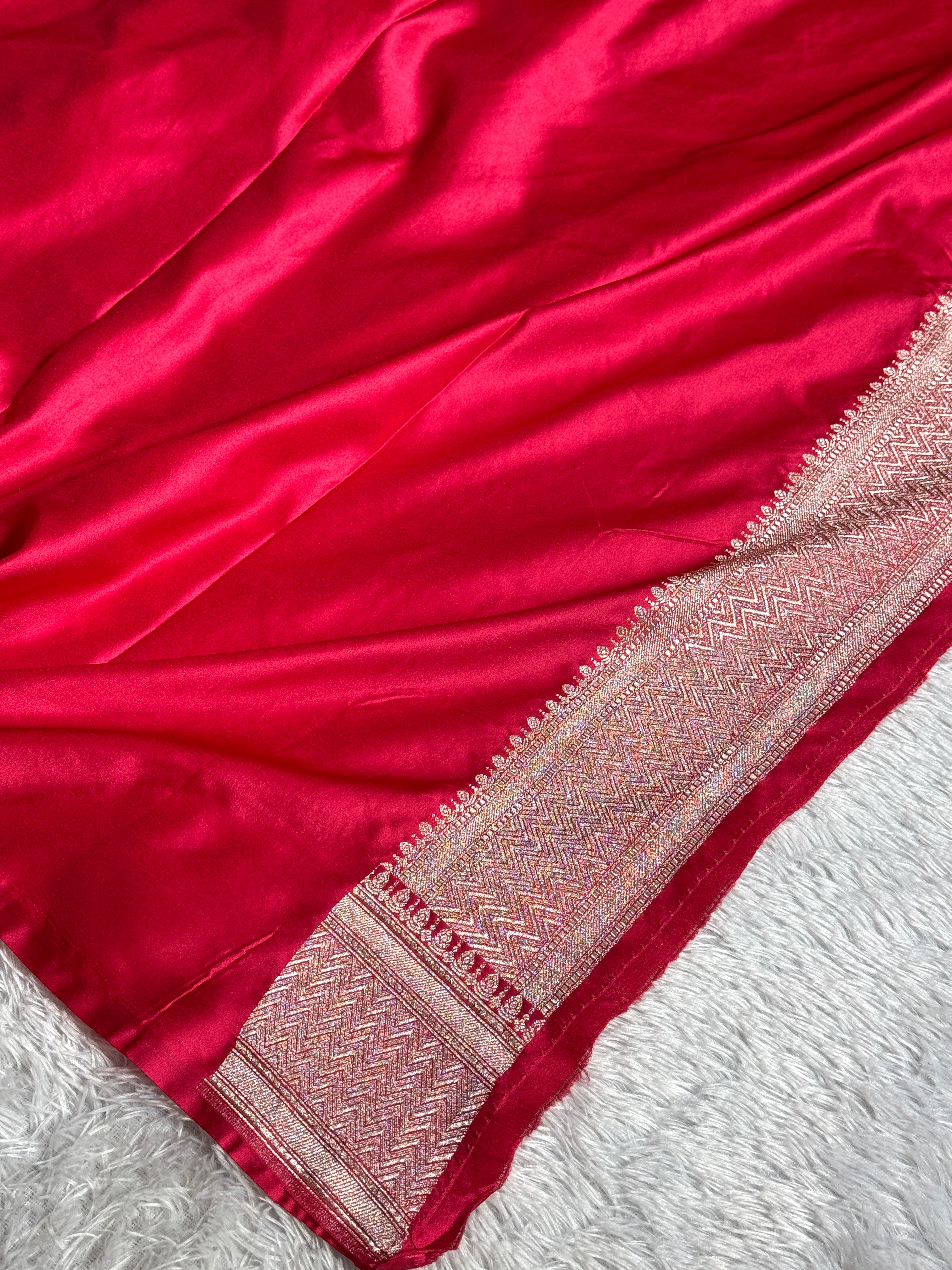 Cherish Red Mashru Kataan Silk Saree with Meenakari Jaal Woven Design & Rich Zari Pallu | MKS621
