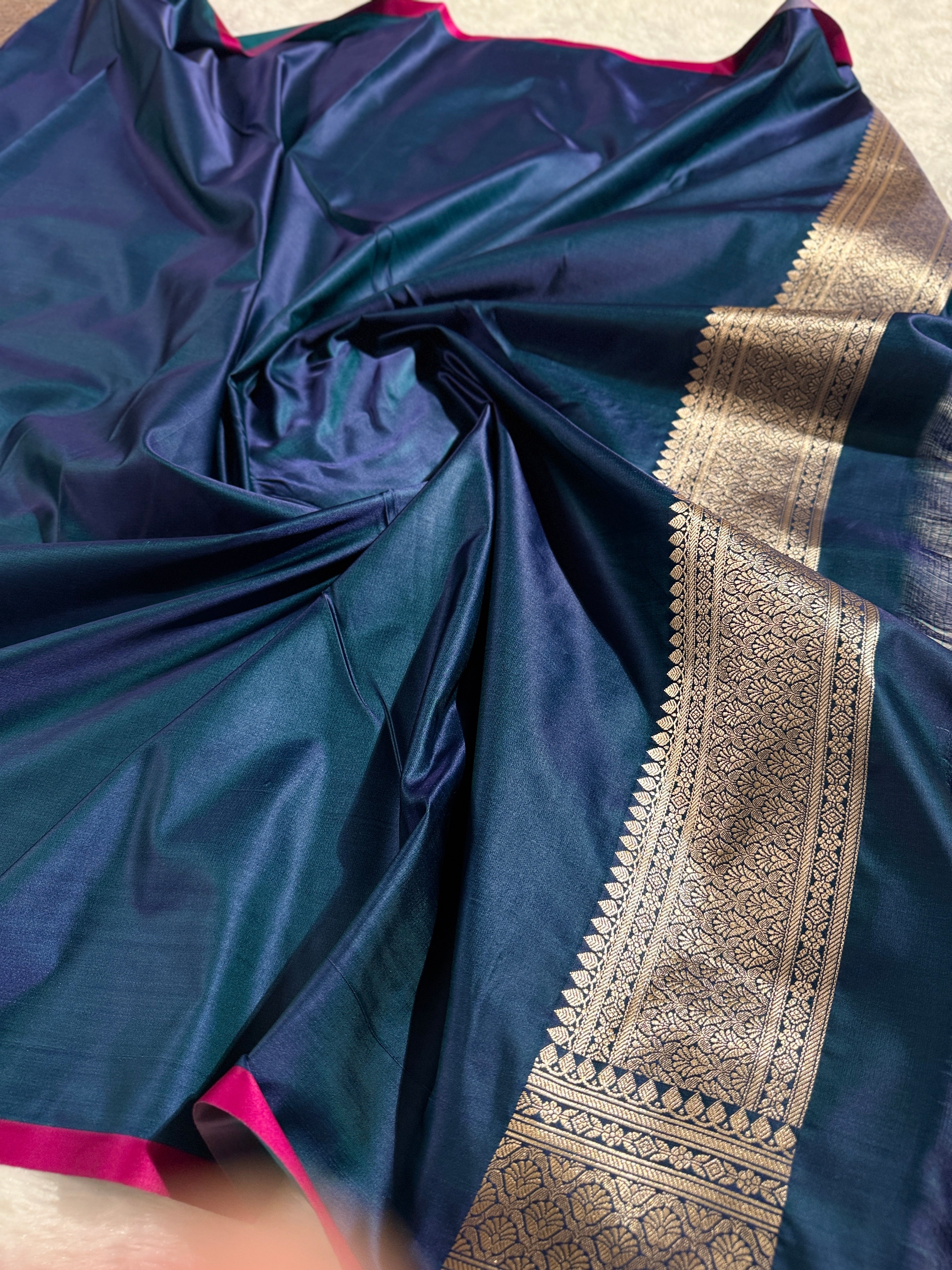Light Blue Banarasi Mashru Silk Saree with Dual Tone Tanchoi Jacquard Woven Design MKS095