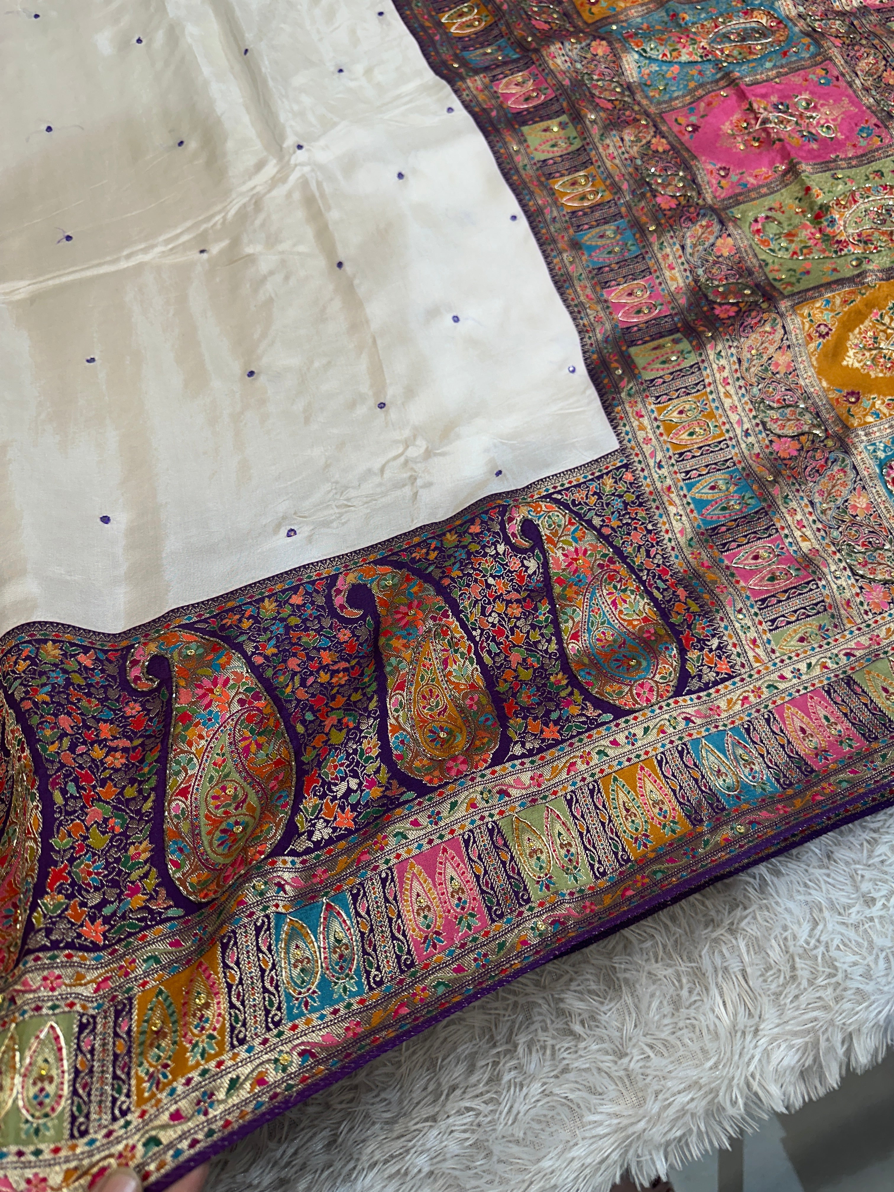Royal Cream Purple Modaal Silk Saree with Pashmina Woven Pallu & Fancy Handwork | MKS663