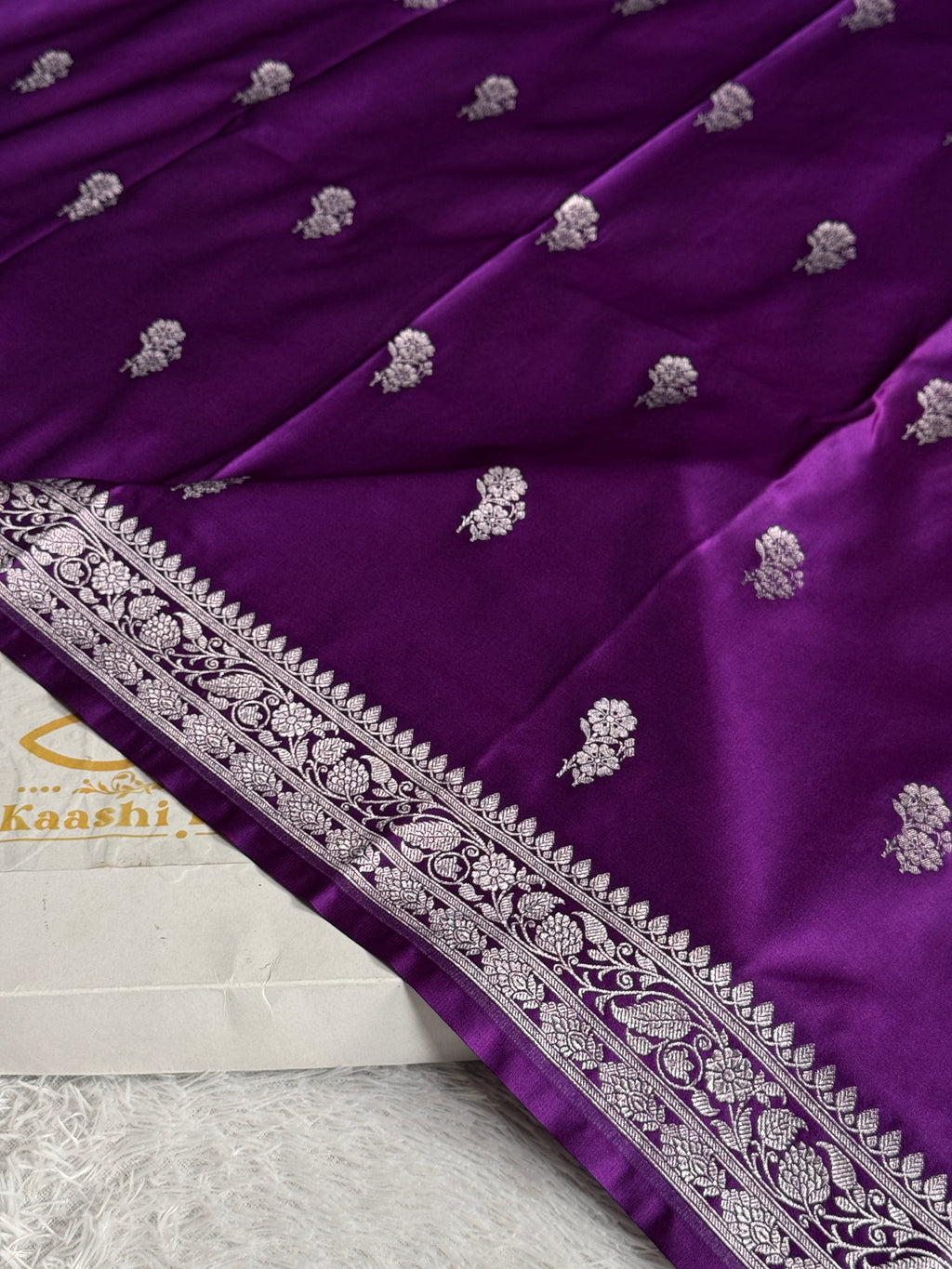 Magenta Banarasi Mashru Kataan Silk Saree with Buta Woven Design & Rich Zari Pallu | MKS687