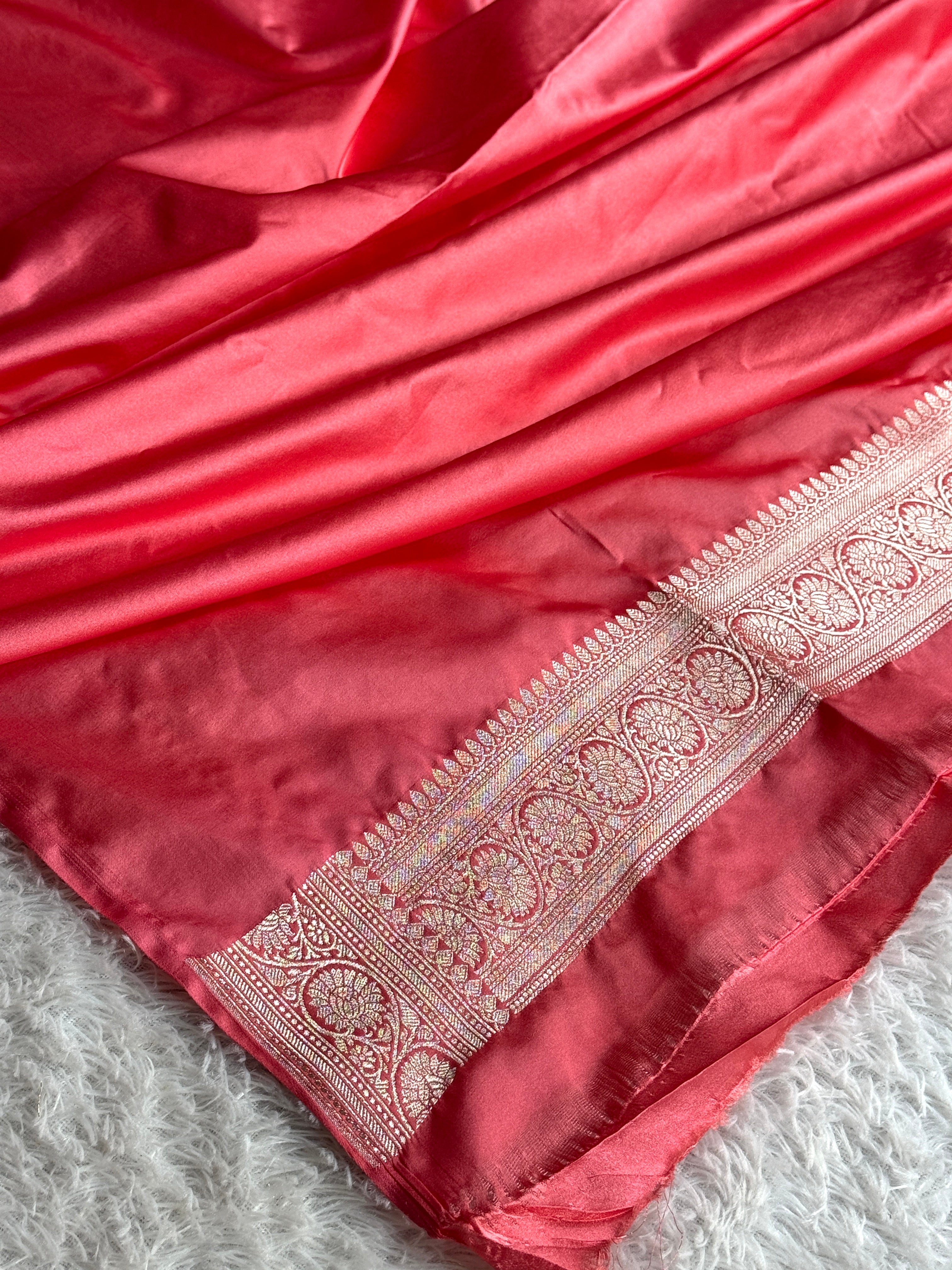 Cream with Pitch  Contrast Mashru Kataan Silk Saree with Buta Weaving & Rich Zari Pallu | MKS644