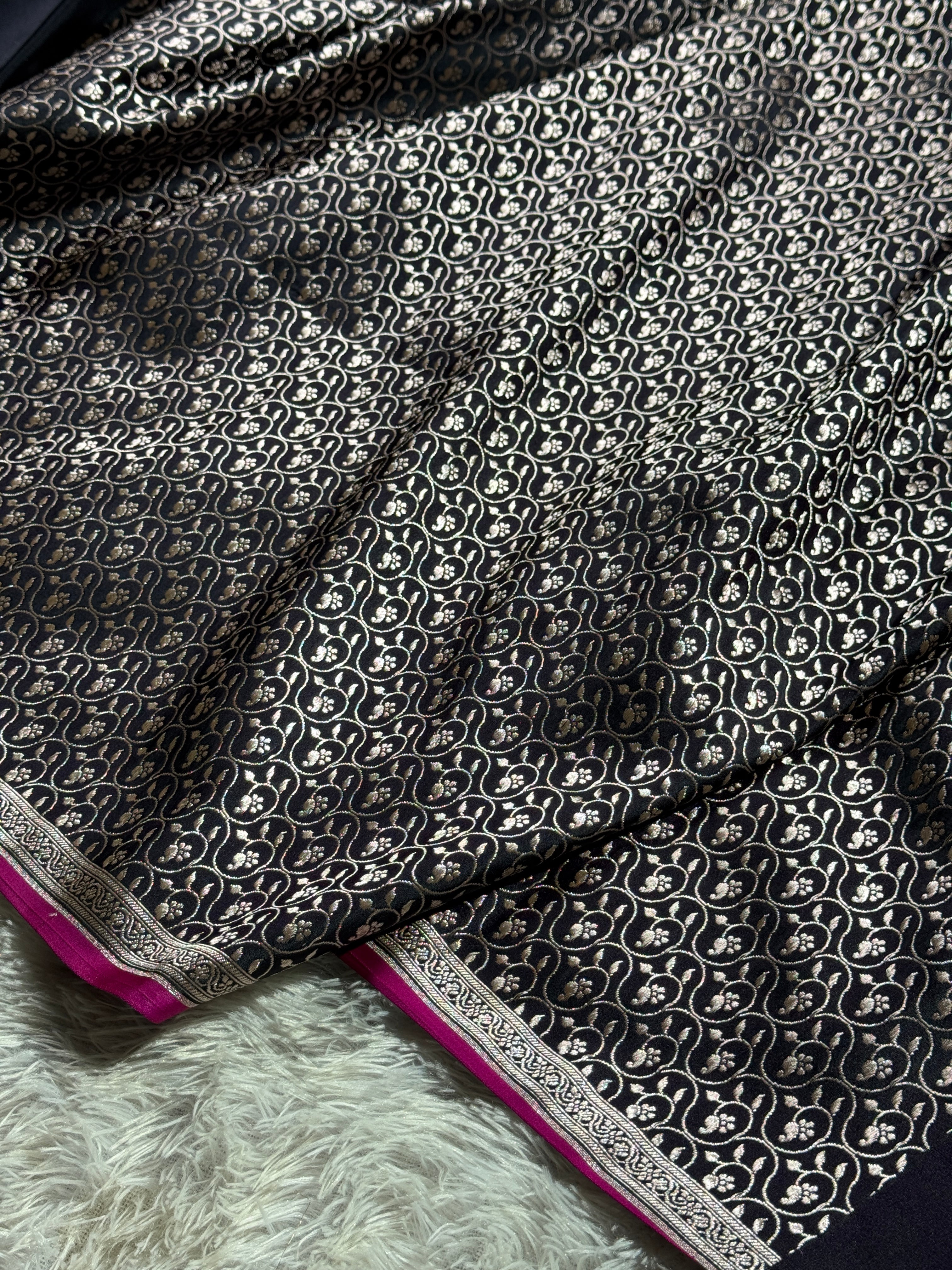 Black Premium Banarasi Mashru Silk Saree with Border & Pallu Meena Work MKS152
